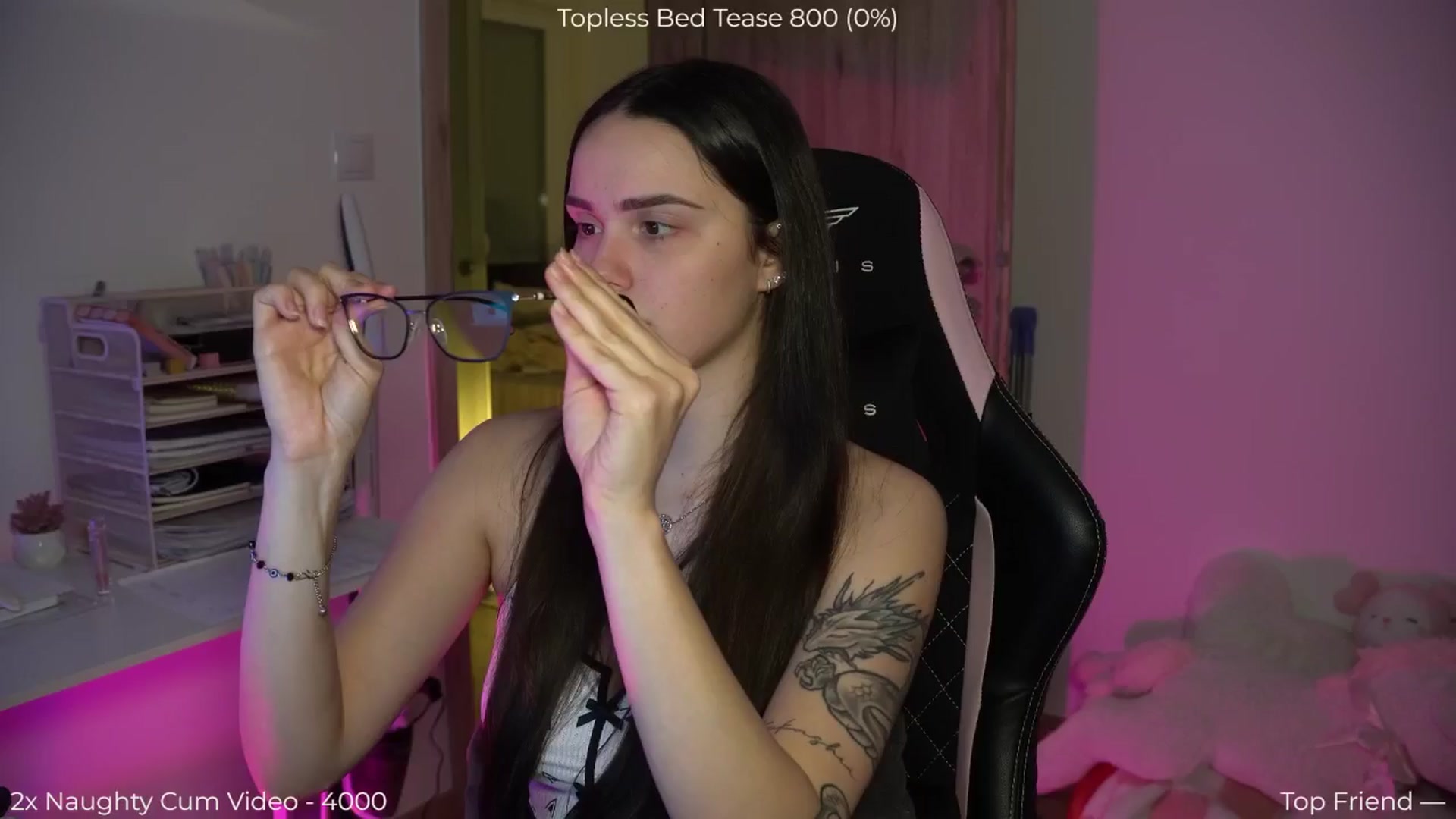 Gallery image thumbnail from NotYourNaomi's myfreecams stream on, 03/02/2026, 18:03 image 1 of 20