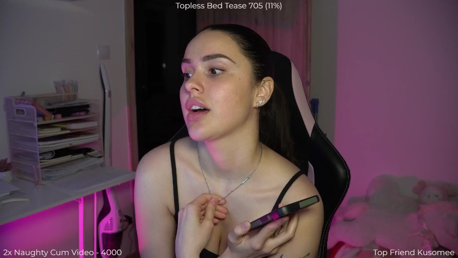 Gallery image thumbnail from NotYourNaomi's myfreecams stream on, 03/05/2026, 18:53 image 19 of 20