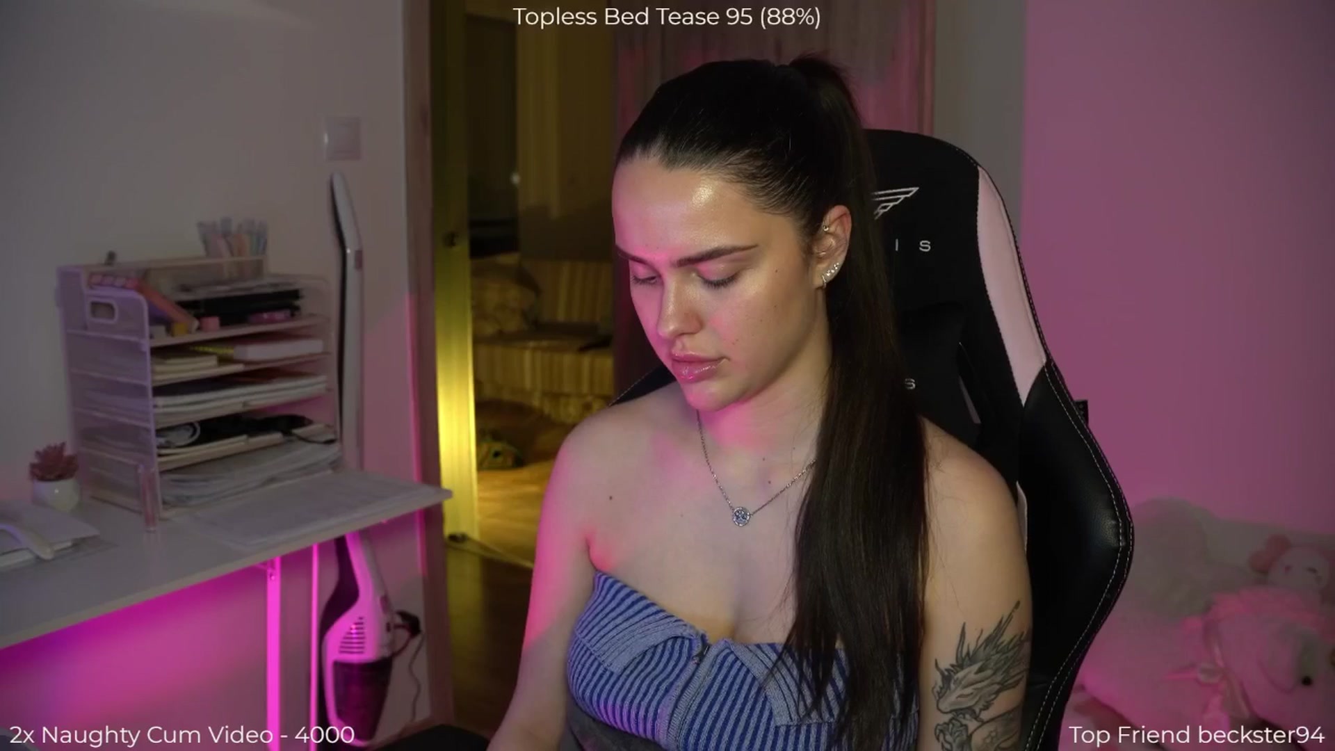 Gallery image thumbnail from NotYourNaomi's myfreecams stream on, 03/06/2026, 20:29 image 18 of 20