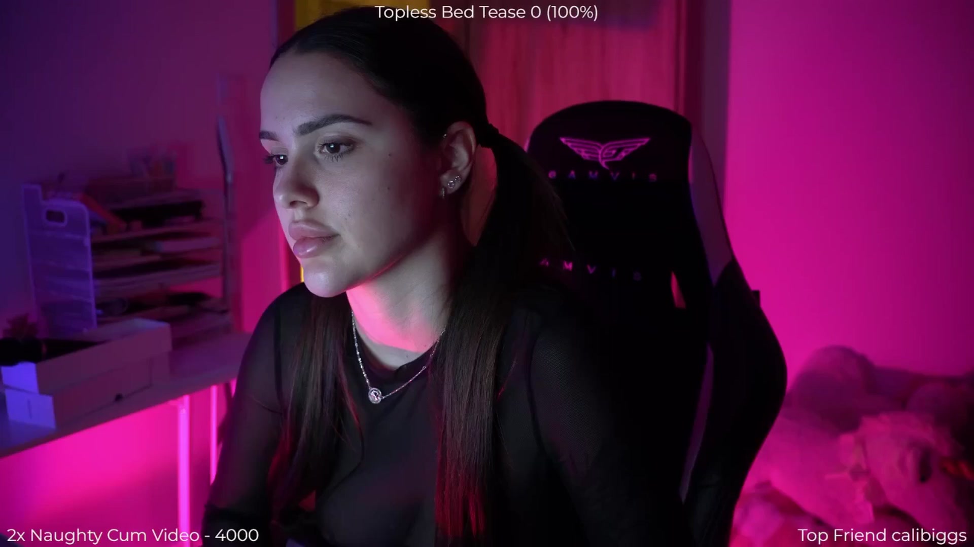Gallery image thumbnail from NotYourNaomi's myfreecams stream on, 03/08/2026, 18:53 image 19 of 20