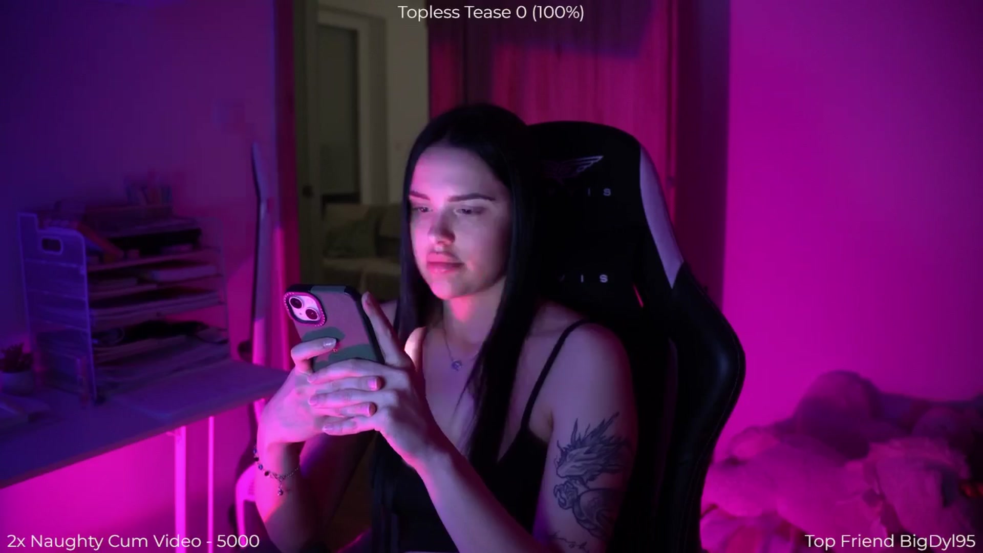 Gallery image thumbnail from NotYourNaomi's myfreecams stream on, 03/24/2026, 19:59 image 10 of 20