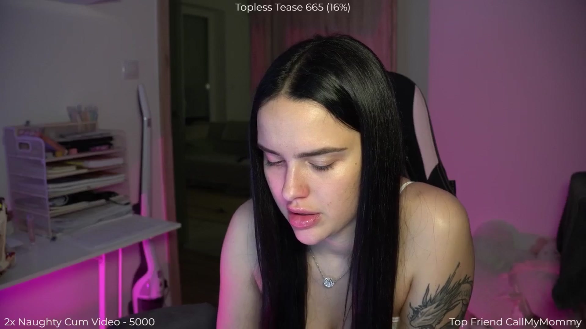 Gallery image thumbnail from NotYourNaomi's myfreecams stream on, 03/25/2026, 19:00 image 2 of 20