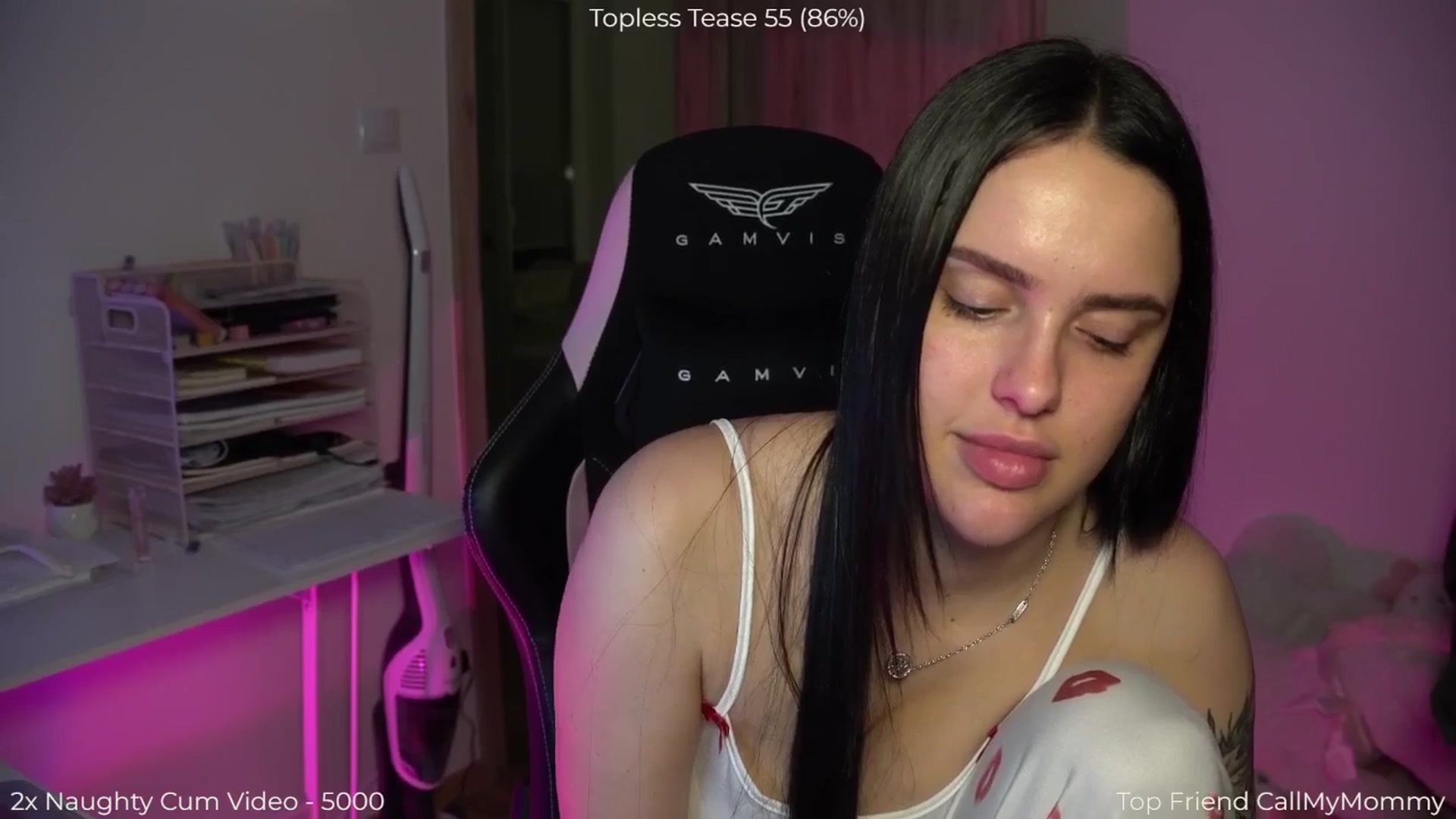 Gallery image thumbnail from NotYourNaomi's myfreecams stream on, 03/25/2026, 20:02 image 8 of 20