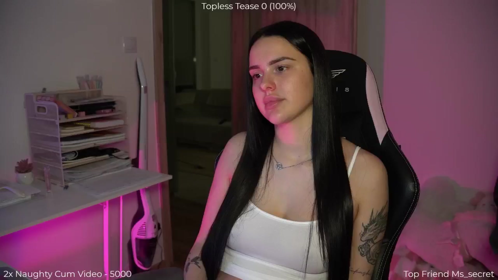 Gallery image thumbnail from NotYourNaomi's myfreecams stream on, 03/25/2026, 20:02 image 15 of 20