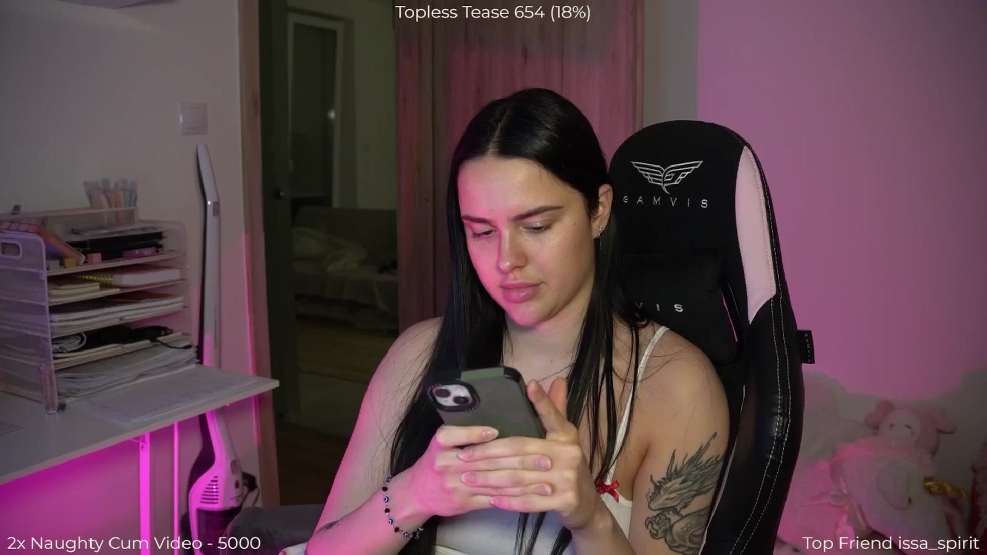 Gallery image thumbnail from NotYourNaomi's myfreecams stream on, 03/27/2026, 20:13 image 9 of 20