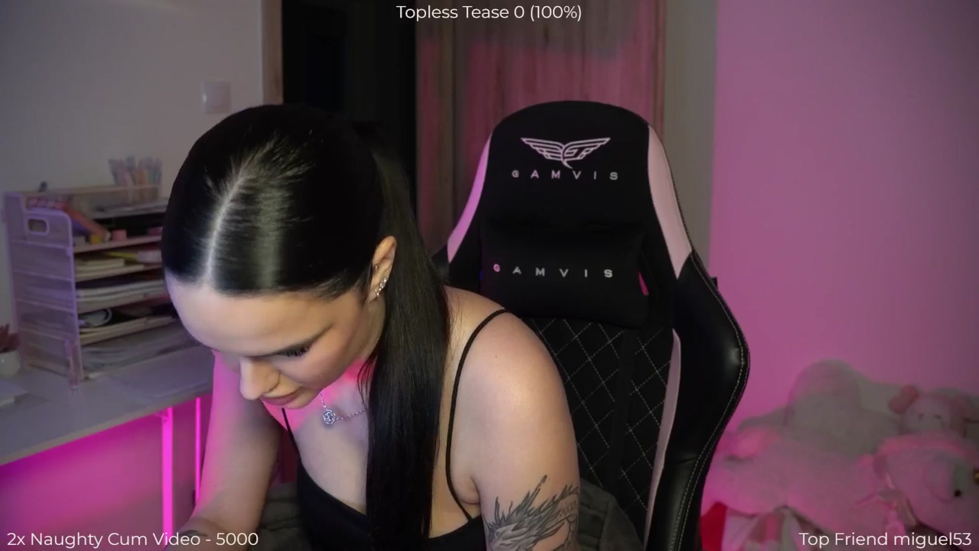 Gallery image thumbnail from NotYourNaomi's myfreecams stream on, 04/09/2026, 18:18 image 17 of 20