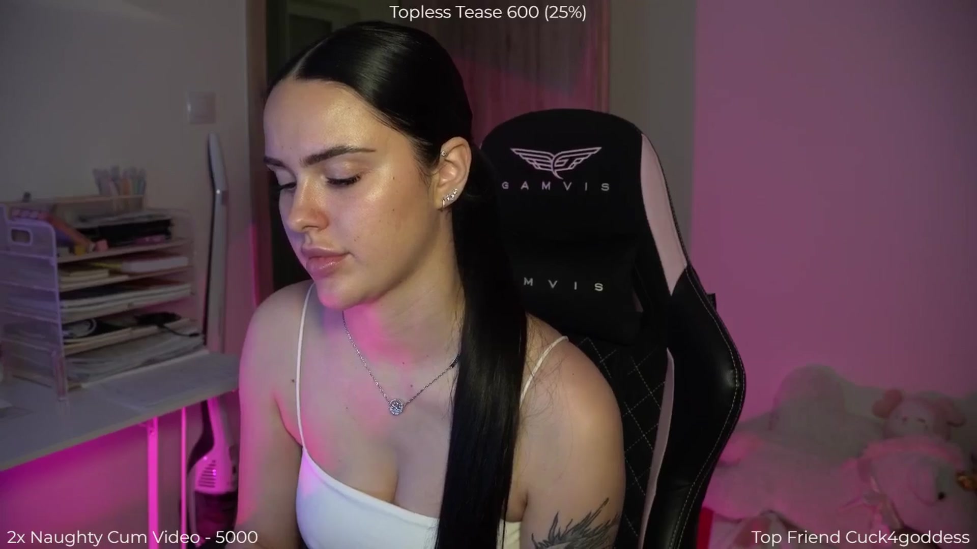 Gallery image thumbnail from NotYourNaomi's myfreecams stream on, 04/10/2026, 19:27 image 10 of 20