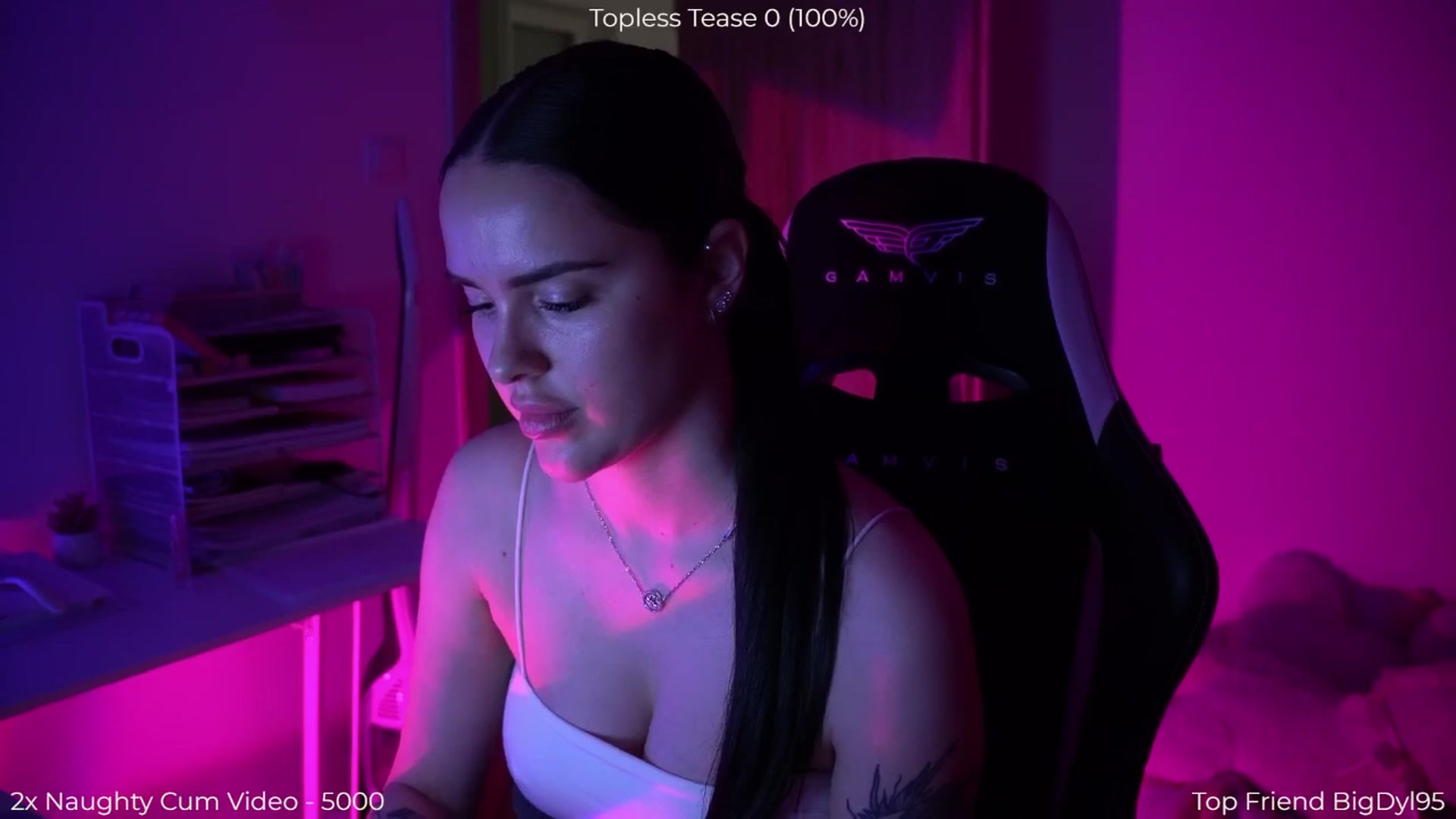 Gallery image thumbnail from NotYourNaomi's myfreecams stream on, 04/10/2026, 19:27 image 19 of 20