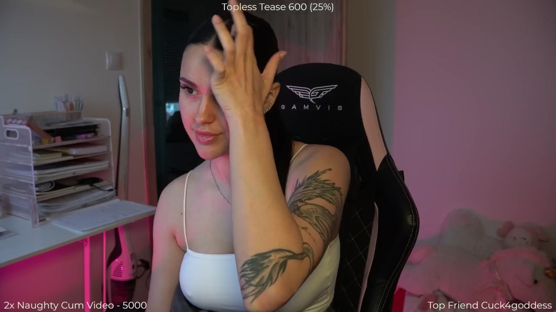 Gallery image thumbnail from NotYourNaomi's myfreecams stream on, 04/10/2026, 19:27 image 5 of 20