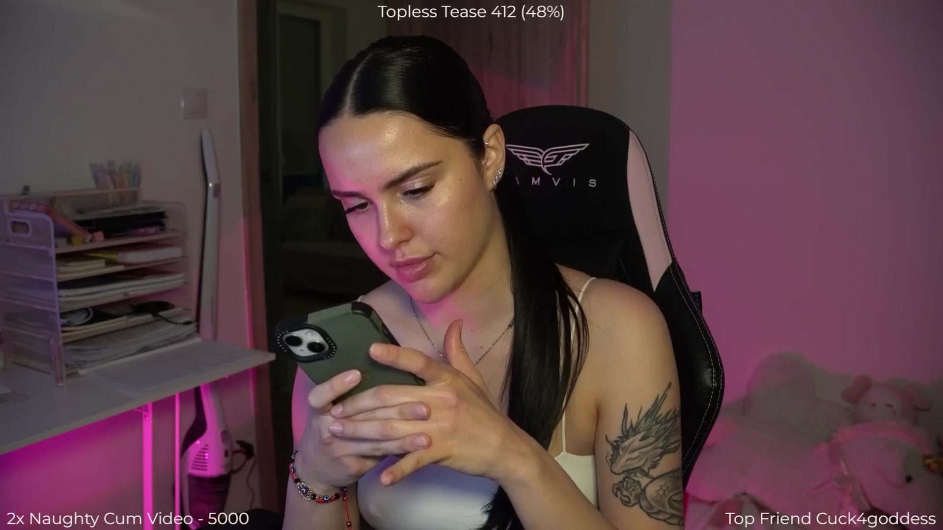 Gallery image thumbnail from NotYourNaomi's myfreecams stream on, 04/10/2026, 19:27 image 11 of 20