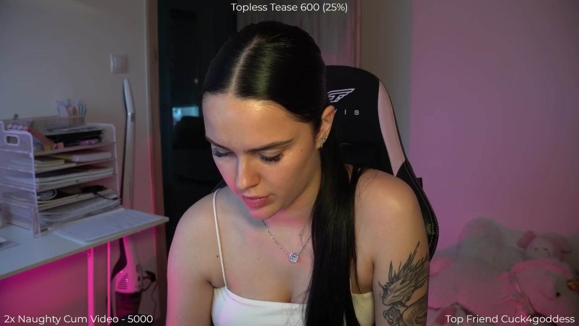 Gallery image thumbnail from NotYourNaomi's myfreecams stream on, 04/10/2026, 19:27 image 6 of 20
