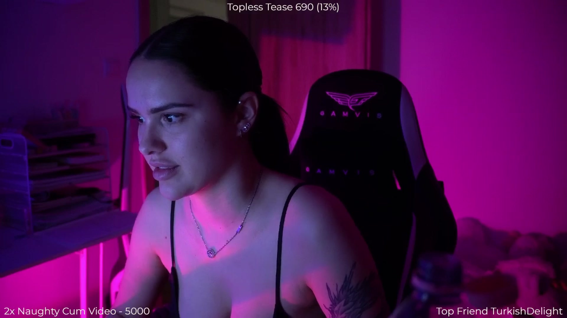 Gallery image thumbnail from NotYourNaomi's myfreecams stream on, 04/16/2026, 21:03 image 9 of 20