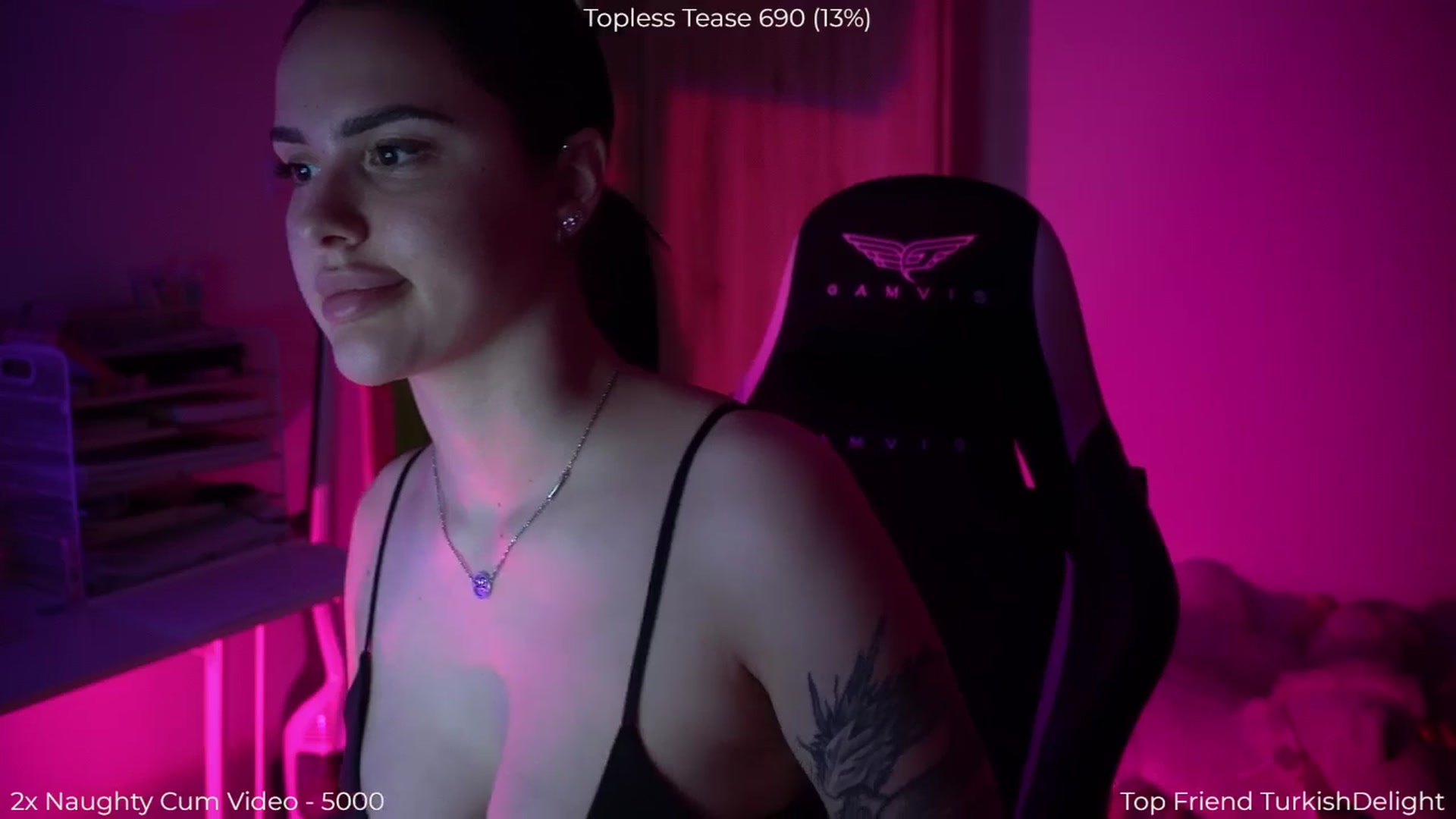 Gallery image thumbnail from NotYourNaomi's myfreecams stream on, 04/16/2026, 21:03 image 6 of 20