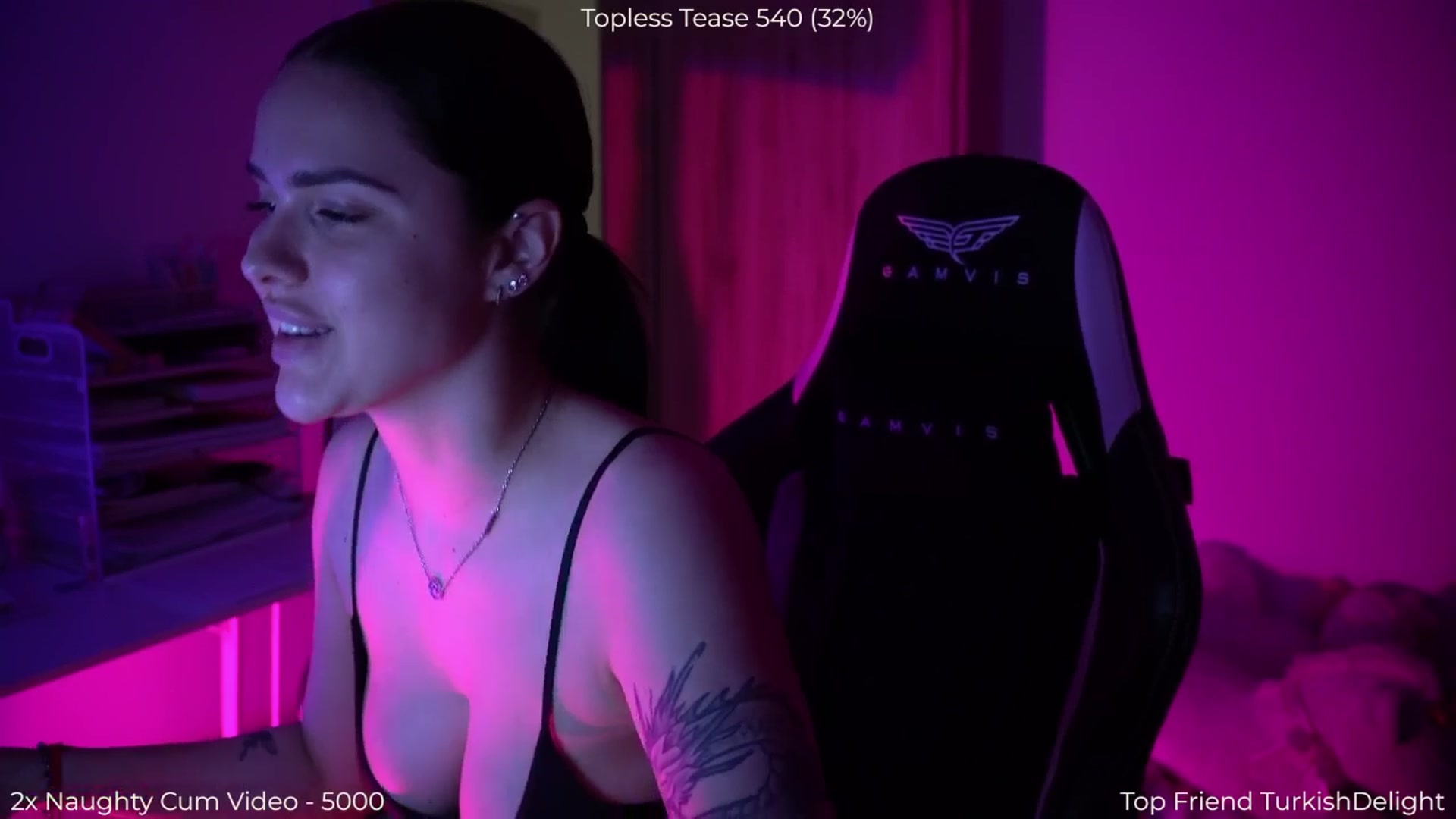 Gallery image thumbnail from NotYourNaomi's myfreecams stream on, 04/16/2026, 21:03 image 19 of 20