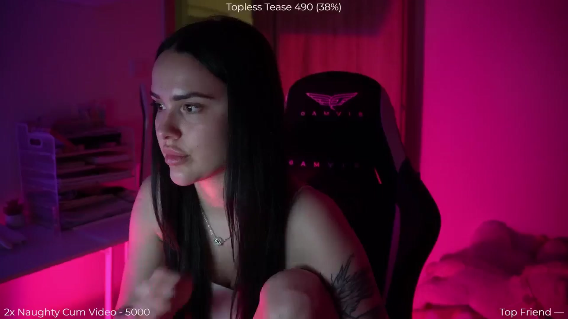 Gallery image thumbnail from NotYourNaomi's myfreecams stream on, 04/19/2026, 21:12 image 3 of 20