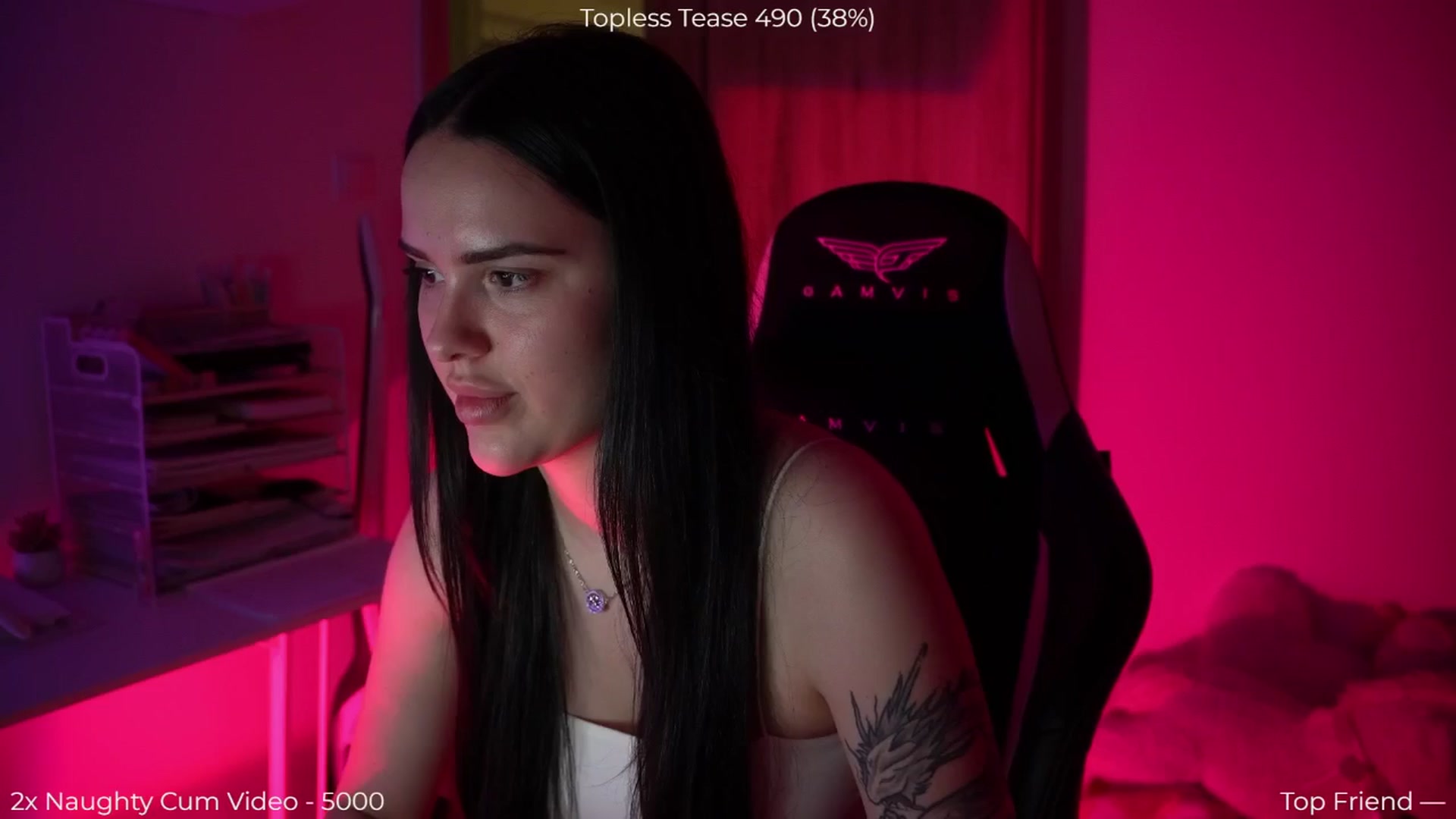 Gallery image thumbnail from NotYourNaomi's myfreecams stream on, 04/19/2026, 21:12 image 2 of 20