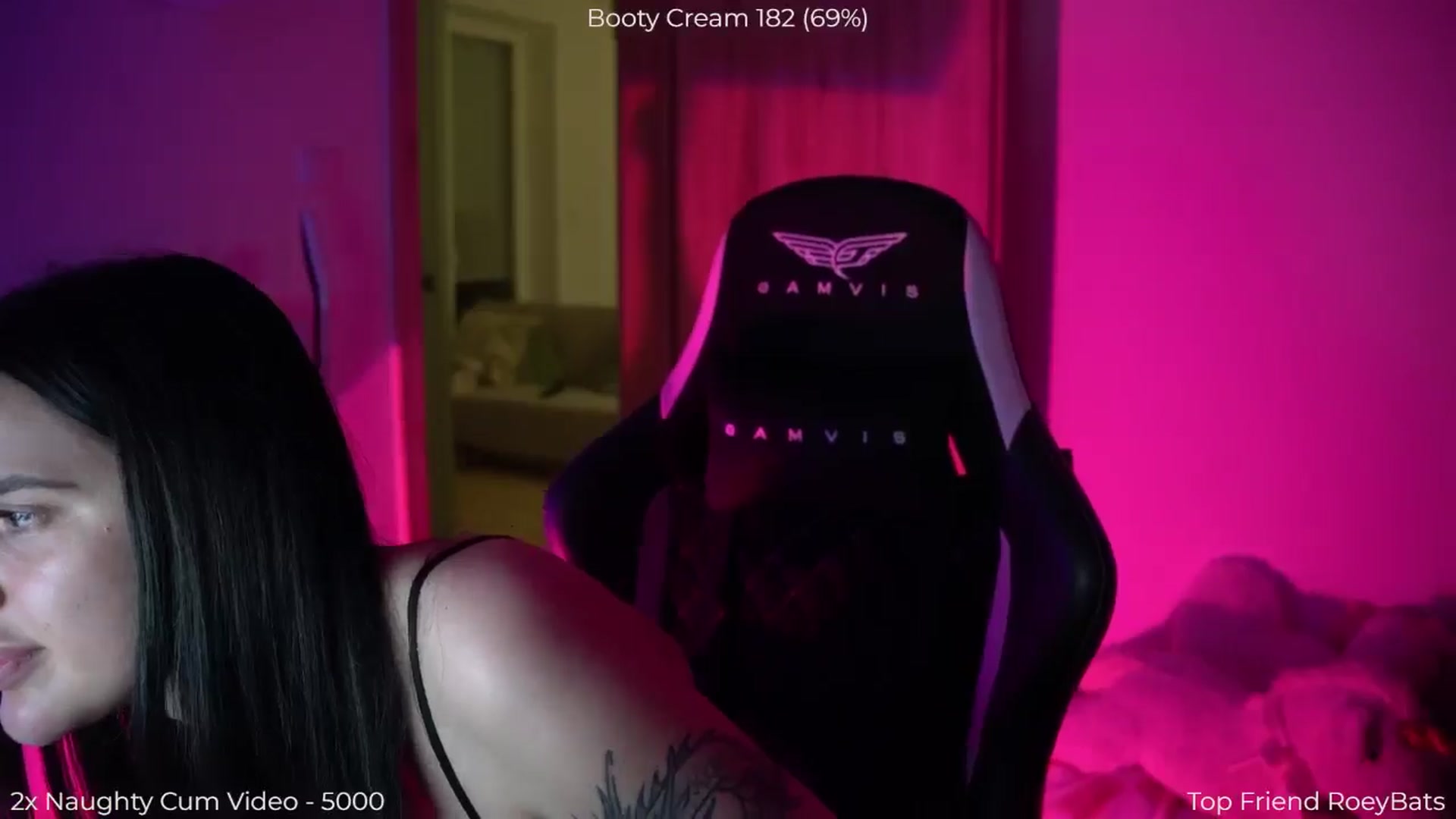 Gallery image thumbnail from NotYourNaomi's myfreecams stream on, 04/20/2026, 20:06 image 18 of 20