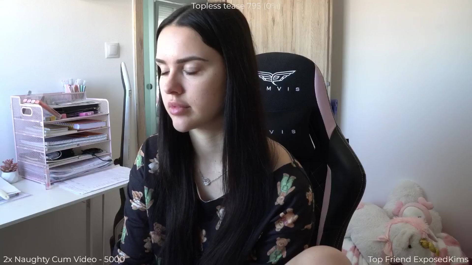 Gallery image thumbnail from NotYourNaomi's myfreecams stream on, 04/24/2026, 11:20 image 3 of 20