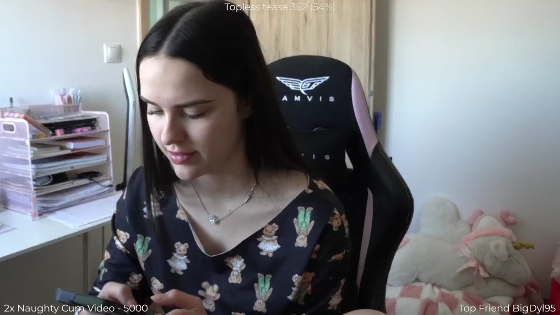 Gallery image thumbnail from NotYourNaomi's myfreecams stream on, 04/24/2026, 11:20 image 15 of 20