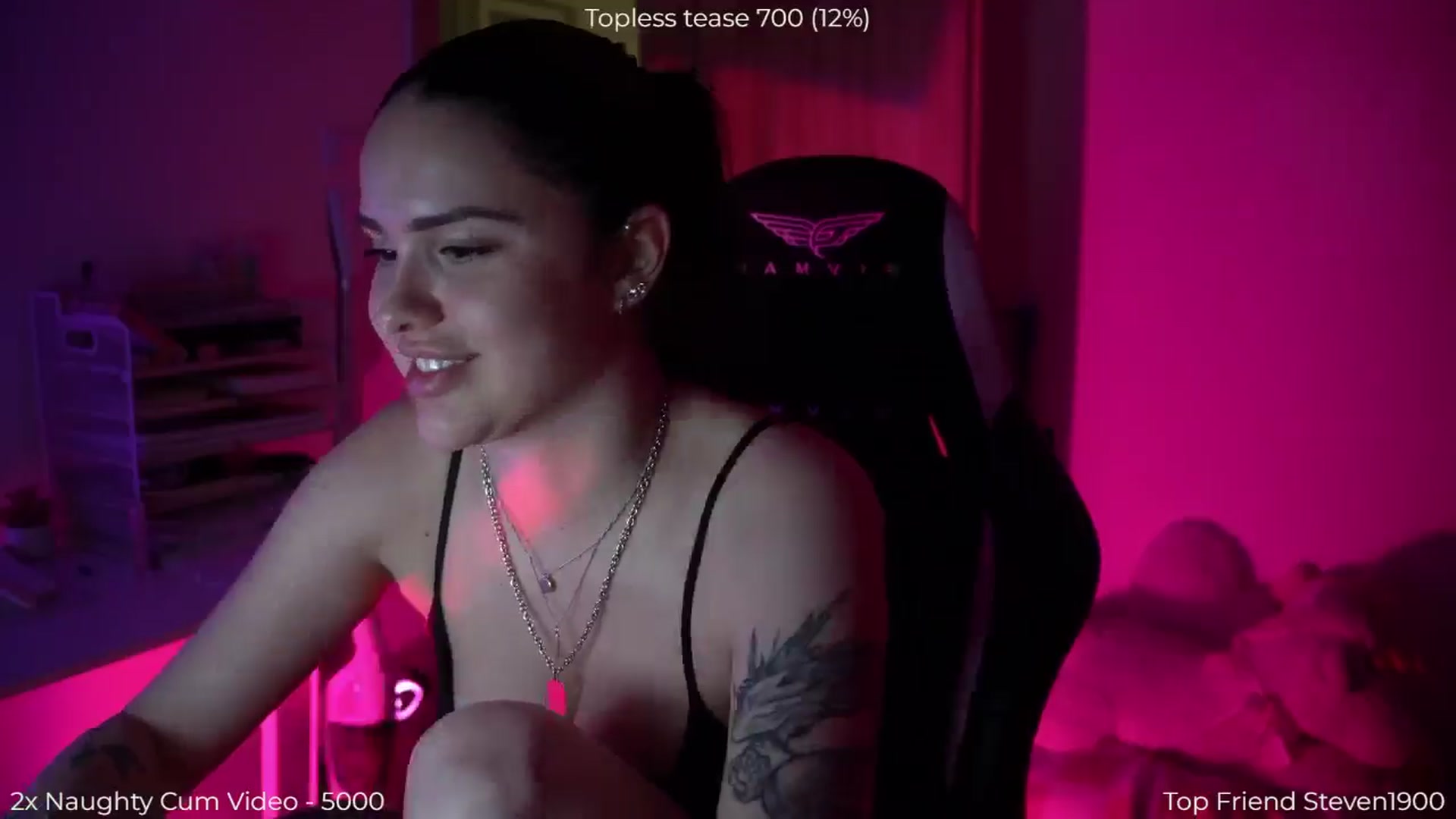 Gallery image thumbnail from NotYourNaomi's myfreecams stream on, 04/27/2026, 21:20 image 8 of 20