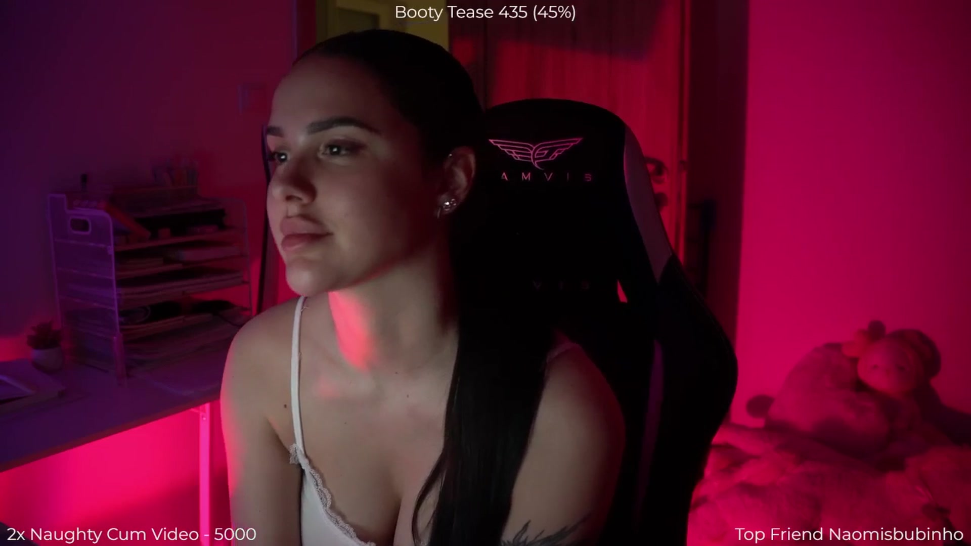 Gallery image thumbnail from NotYourNaomi's myfreecams stream on, 04/29/2026, 21:53 image 12 of 20