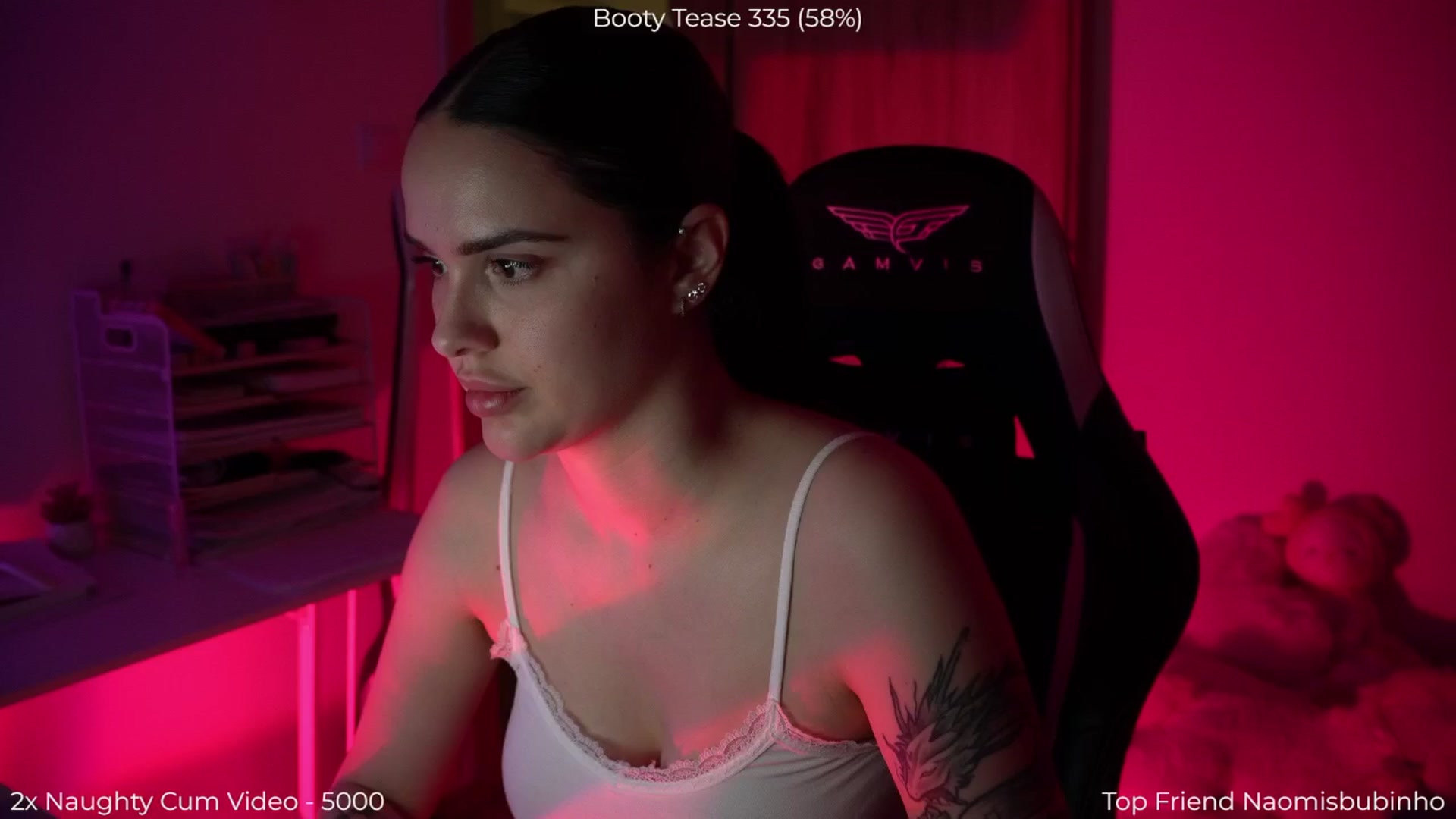 Gallery image thumbnail from NotYourNaomi's myfreecams stream on, 04/29/2026, 21:53 image 17 of 20