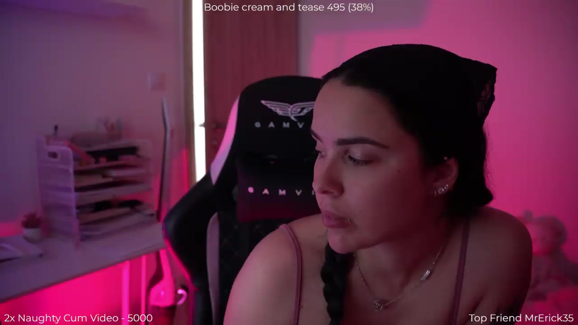 Gallery image thumbnail from NotYourNaomi's myfreecams stream on, 05/07/2026, 13:17 image 14 of 20