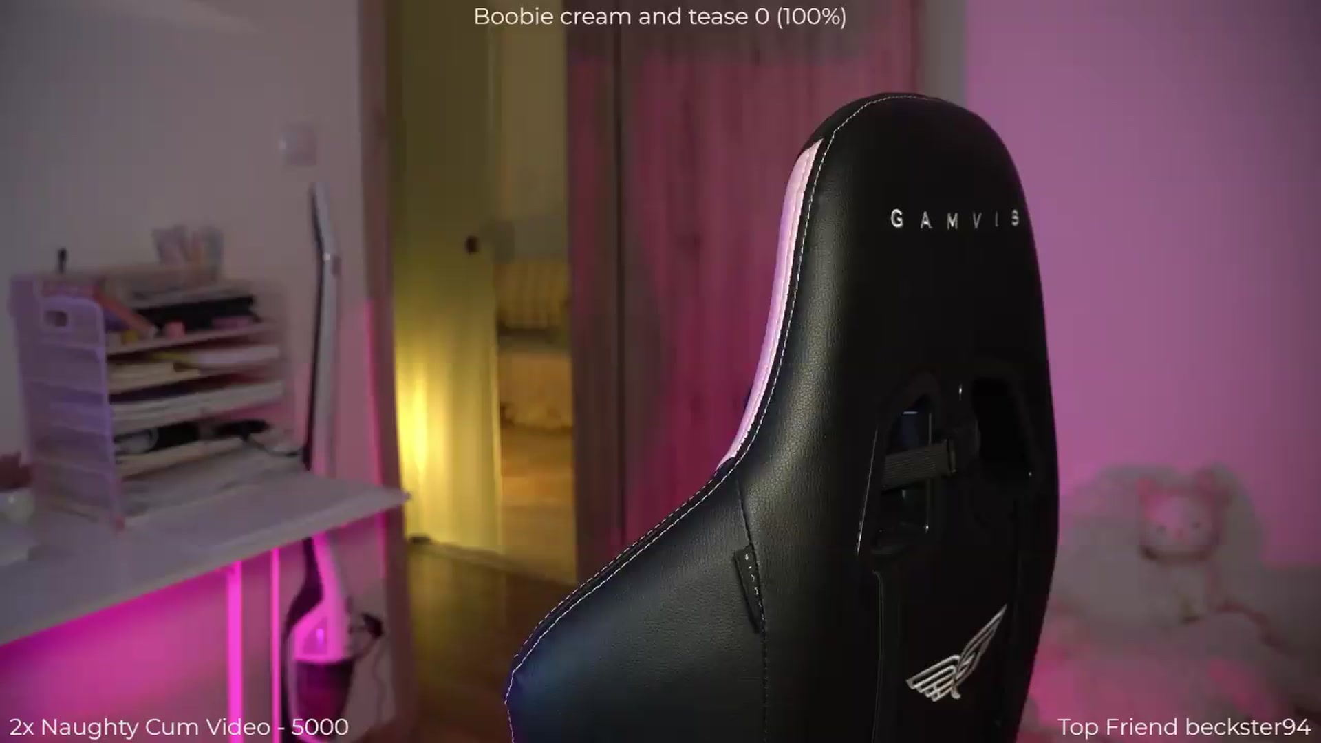 Gallery image thumbnail from NotYourNaomi's myfreecams stream on, 05/10/2026, 20:56 image 3 of 20