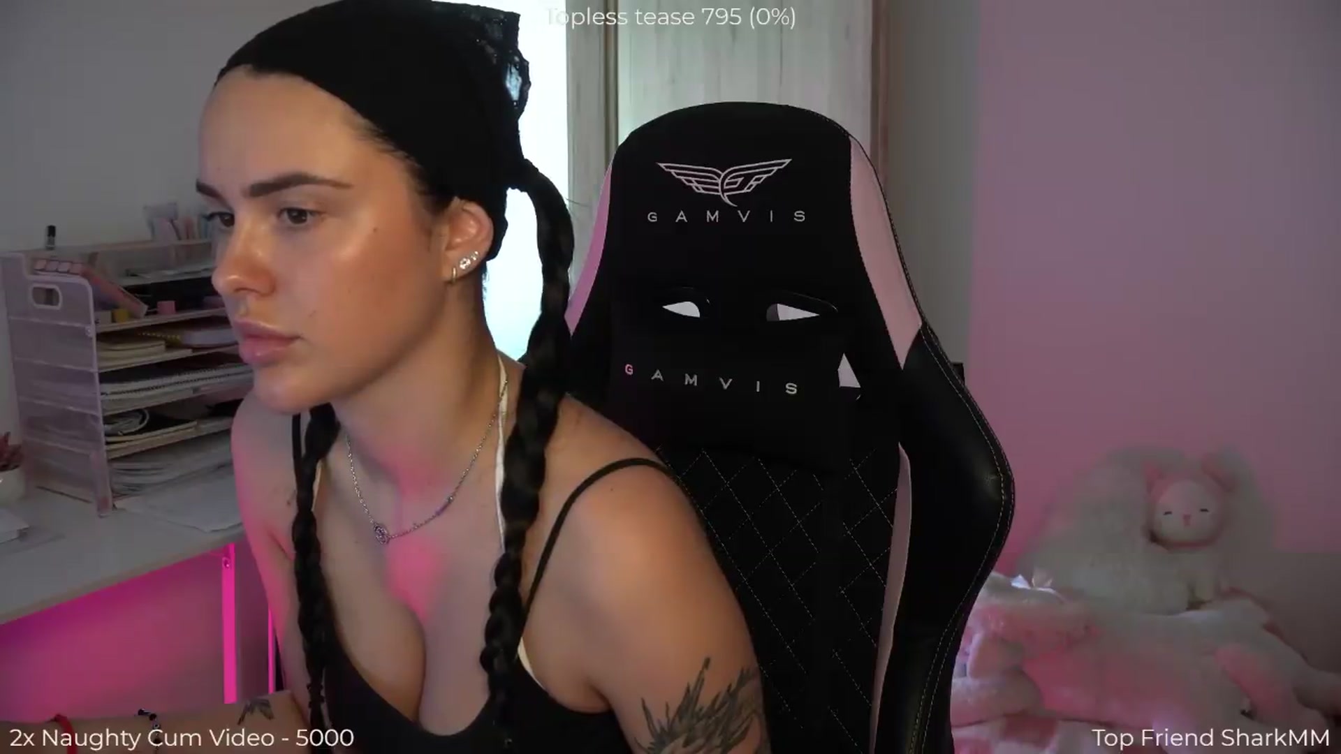 Gallery image thumbnail from NotYourNaomi's myfreecams stream on, 05/14/2026, 13:25 image 9 of 20