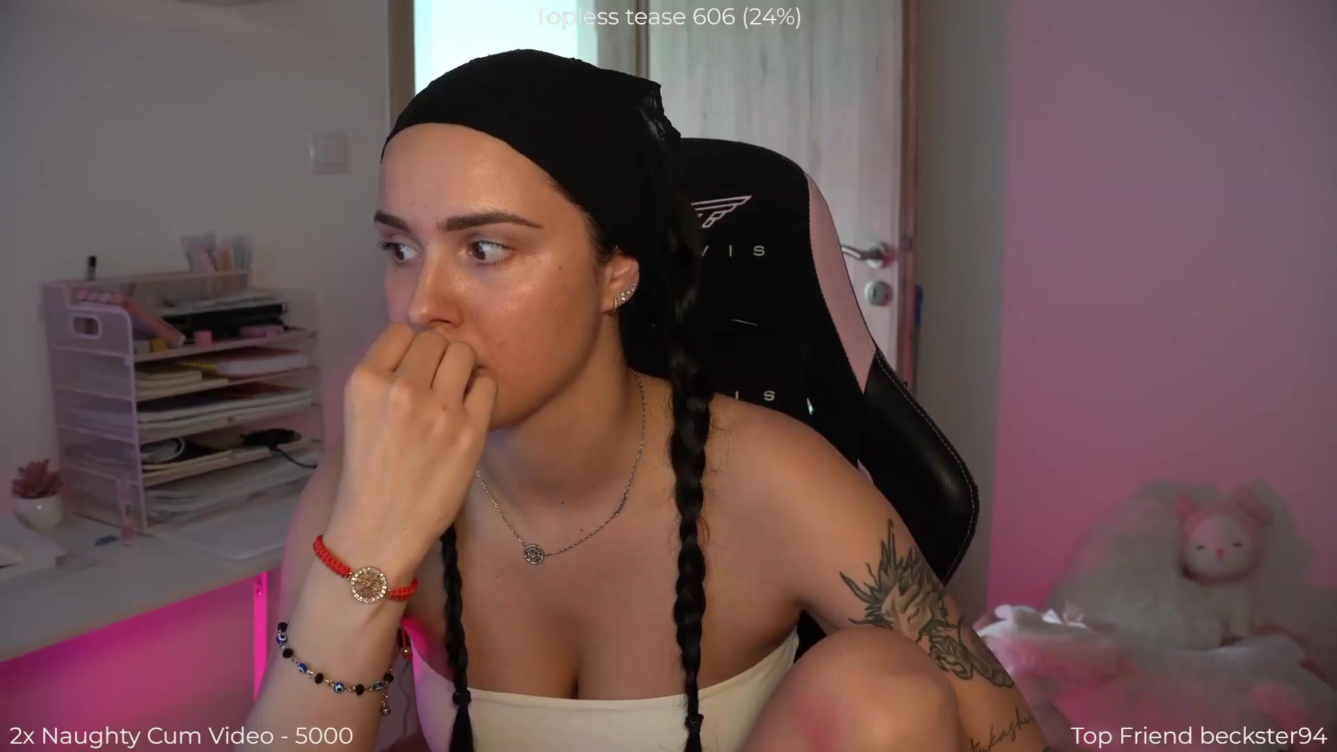 Gallery image thumbnail from NotYourNaomi's myfreecams stream on, 05/15/2026, 13:59 image 9 of 20