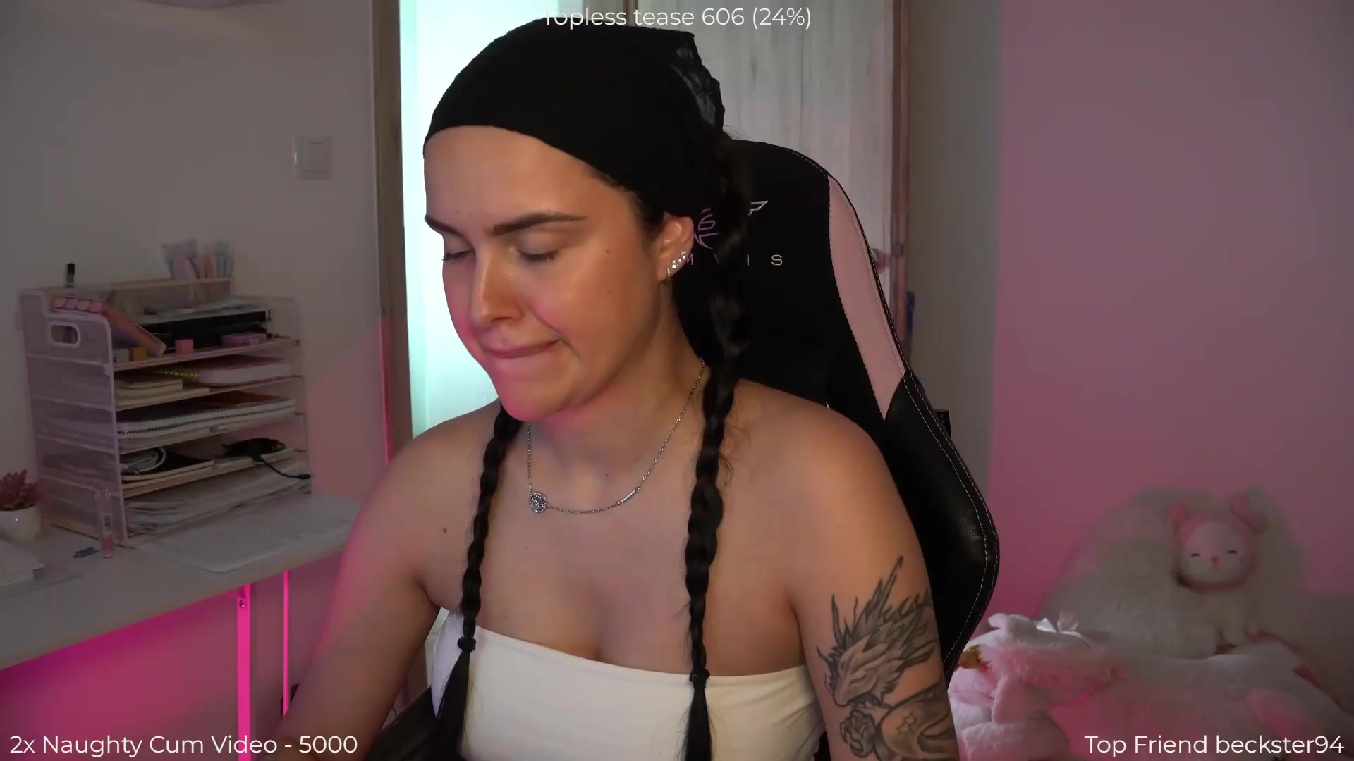 Gallery image thumbnail from NotYourNaomi's myfreecams stream on, 05/15/2026, 13:59 image 11 of 20