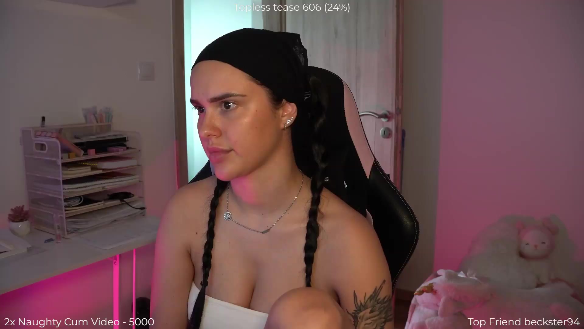 Gallery image thumbnail from NotYourNaomi's myfreecams stream on, 05/15/2026, 13:59 image 18 of 20