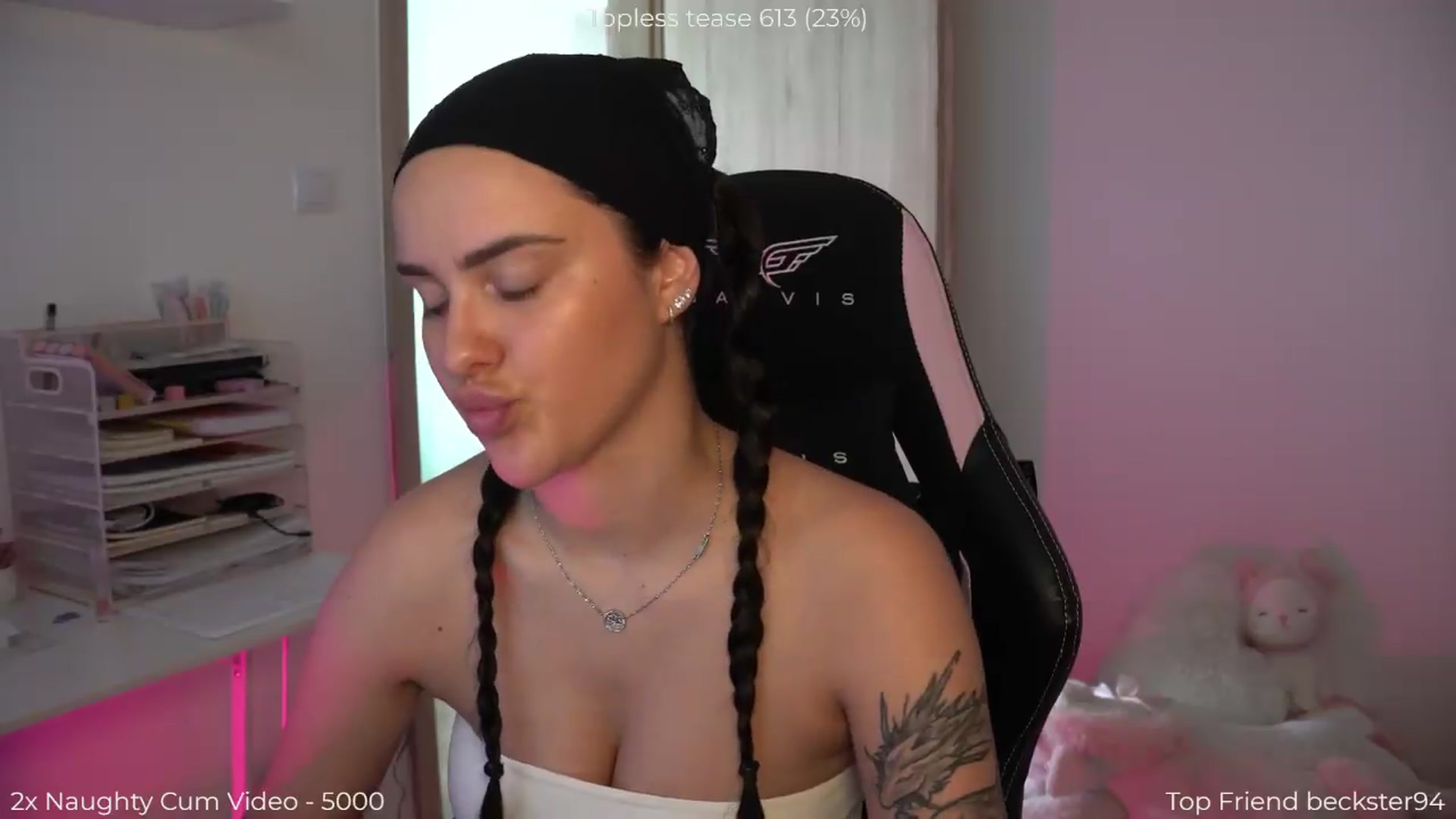 Gallery image thumbnail from NotYourNaomi's myfreecams stream on, 05/15/2026, 13:59 image 2 of 20