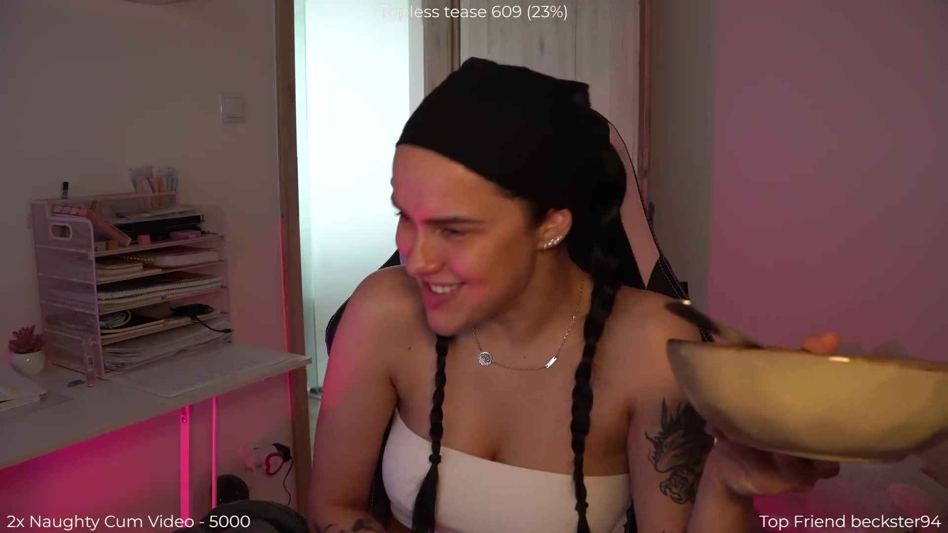 Gallery image thumbnail from NotYourNaomi's myfreecams stream on, 05/15/2026, 13:59 image 7 of 20