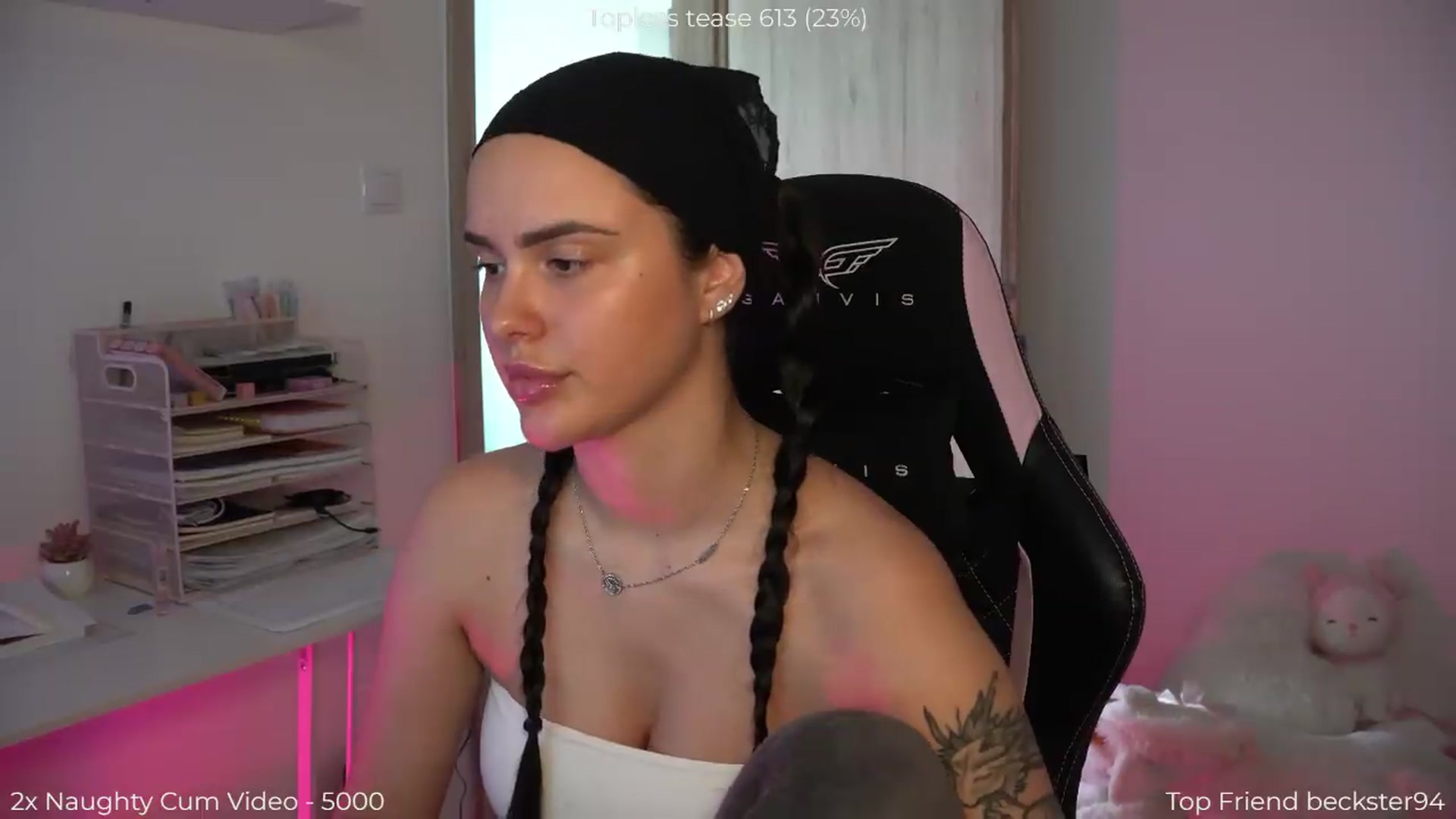 Gallery image thumbnail from NotYourNaomi's myfreecams stream on, 05/15/2026, 13:59 image 4 of 20