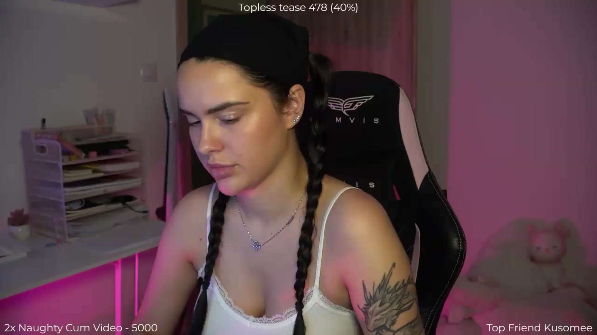 Gallery image thumbnail from NotYourNaomi's myfreecams stream on, 05/17/2026, 22:10 image 17 of 20