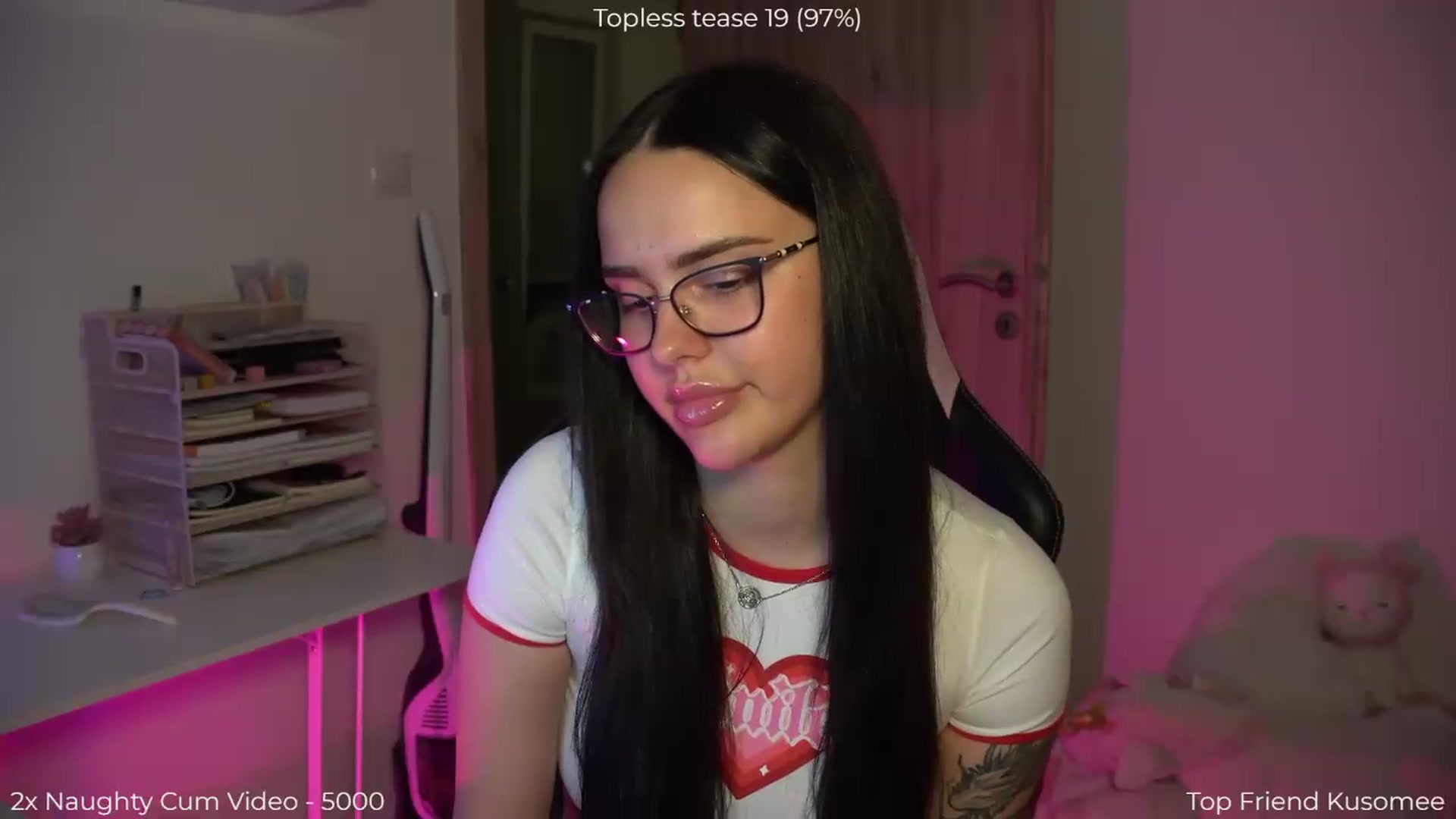 Gallery image thumbnail from NotYourNaomi's myfreecams stream on, 05/18/2026, 21:57 image 13 of 20