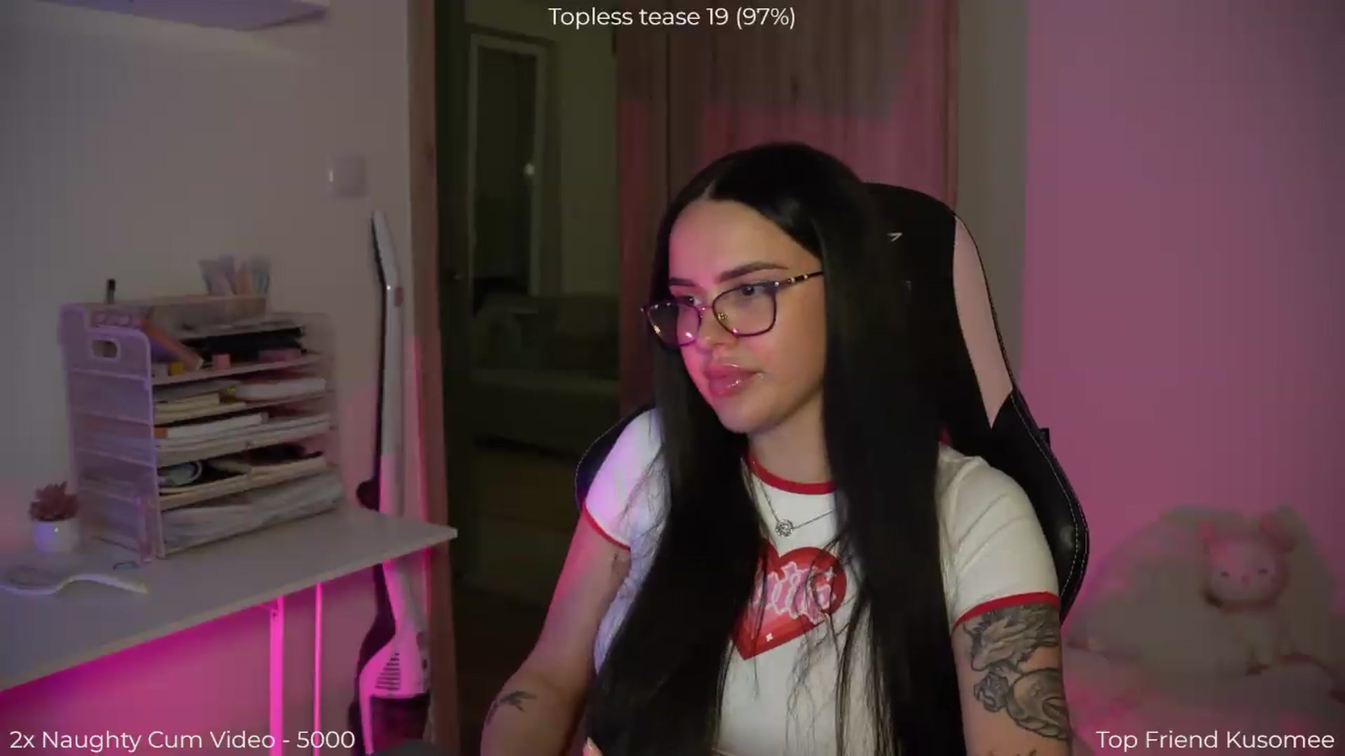 Gallery image thumbnail from NotYourNaomi's myfreecams stream on, 05/18/2026, 21:57 image 14 of 20