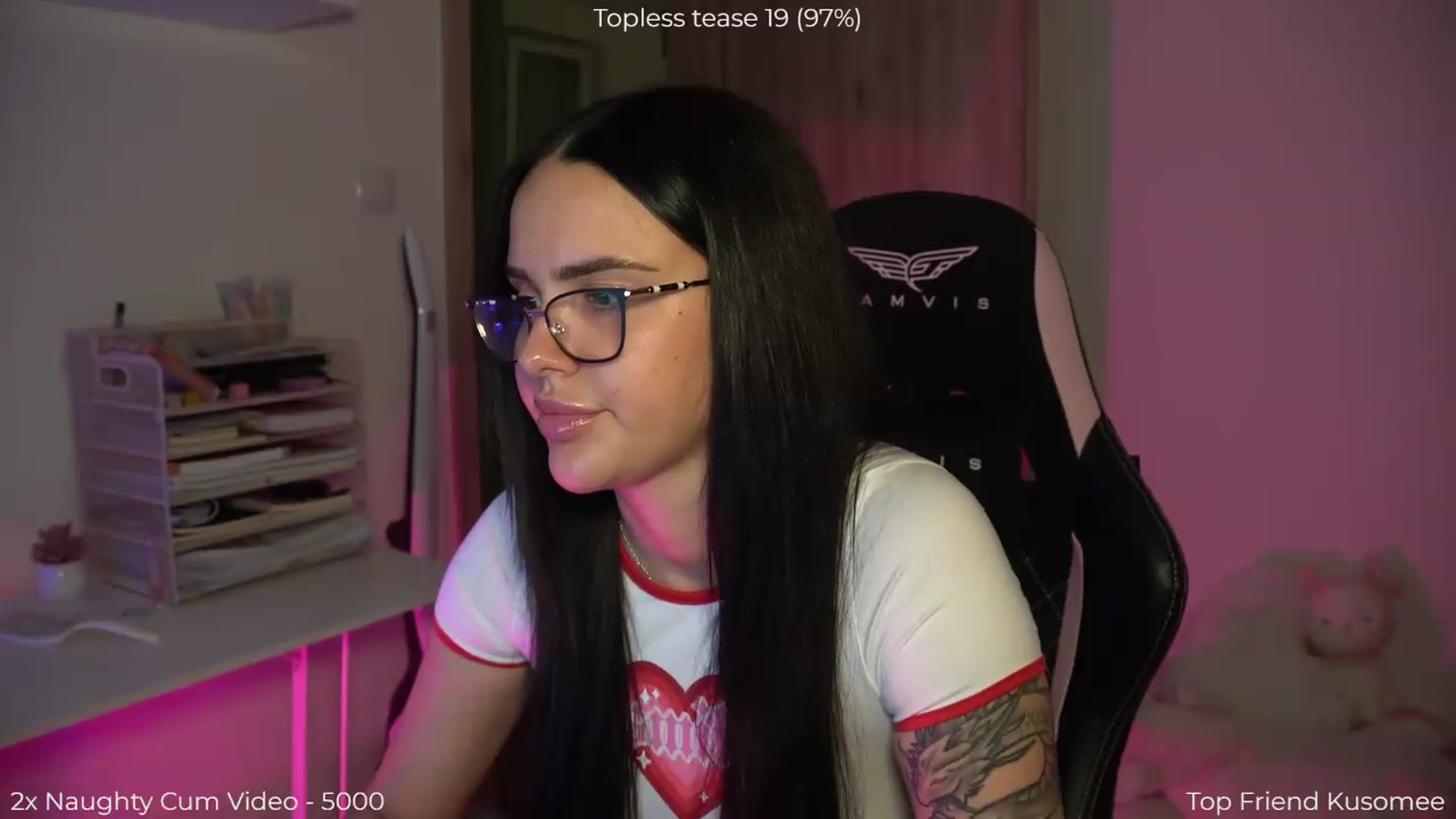 Gallery image thumbnail from NotYourNaomi's myfreecams stream on, 05/18/2026, 21:57 image 15 of 20