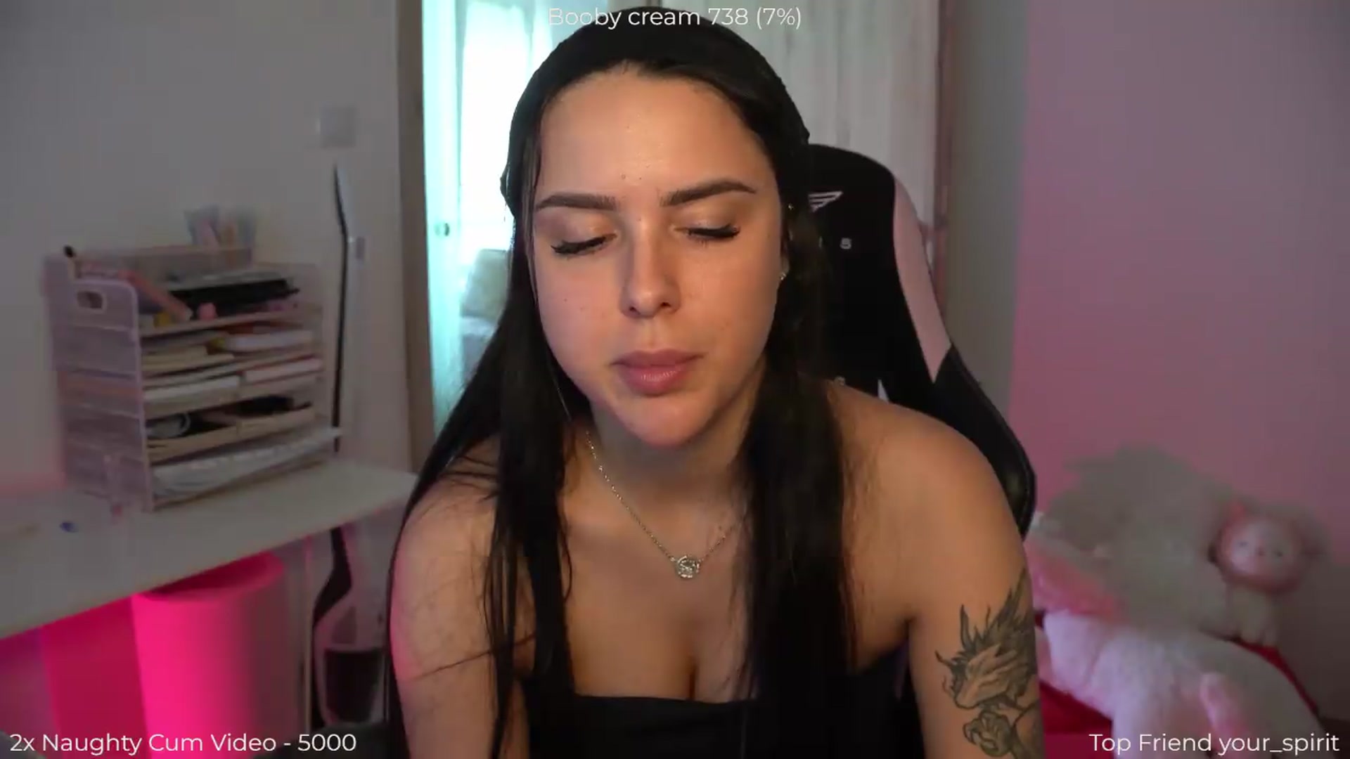 Gallery image thumbnail from NotYourNaomi's myfreecams stream on, 05/28/2026, 12:53 image 4 of 20
