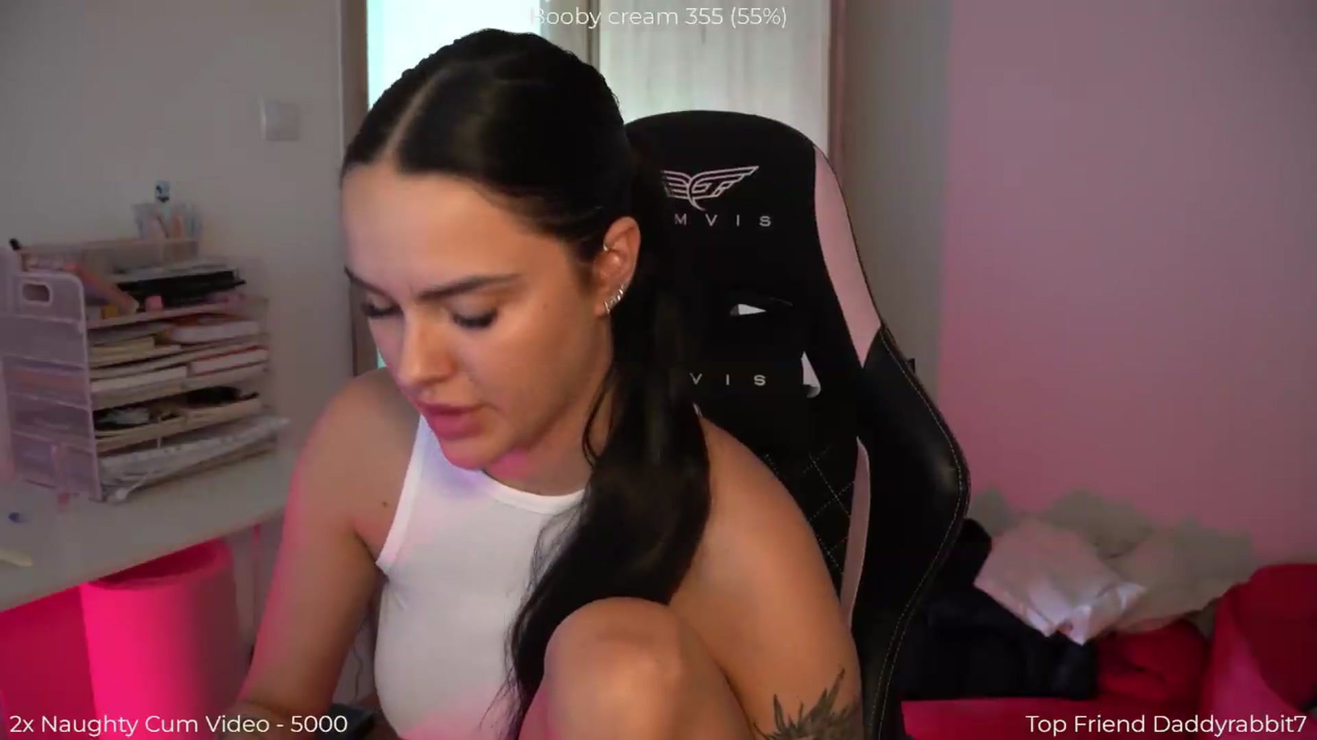 Gallery image thumbnail from NotYourNaomi's myfreecams stream on, 05/29/2026, 13:41 image 12 of 20
