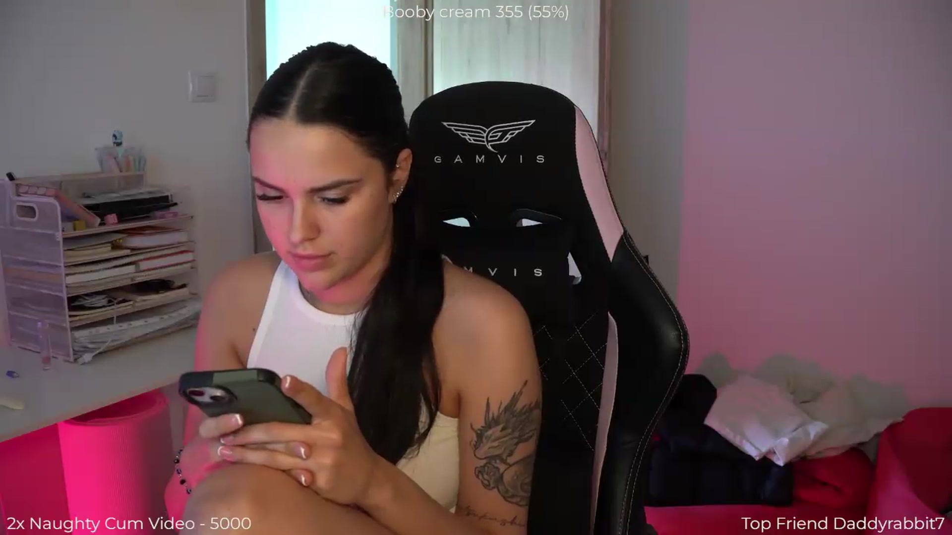 Gallery image thumbnail from NotYourNaomi's myfreecams stream on, 05/29/2026, 13:41 image 17 of 20