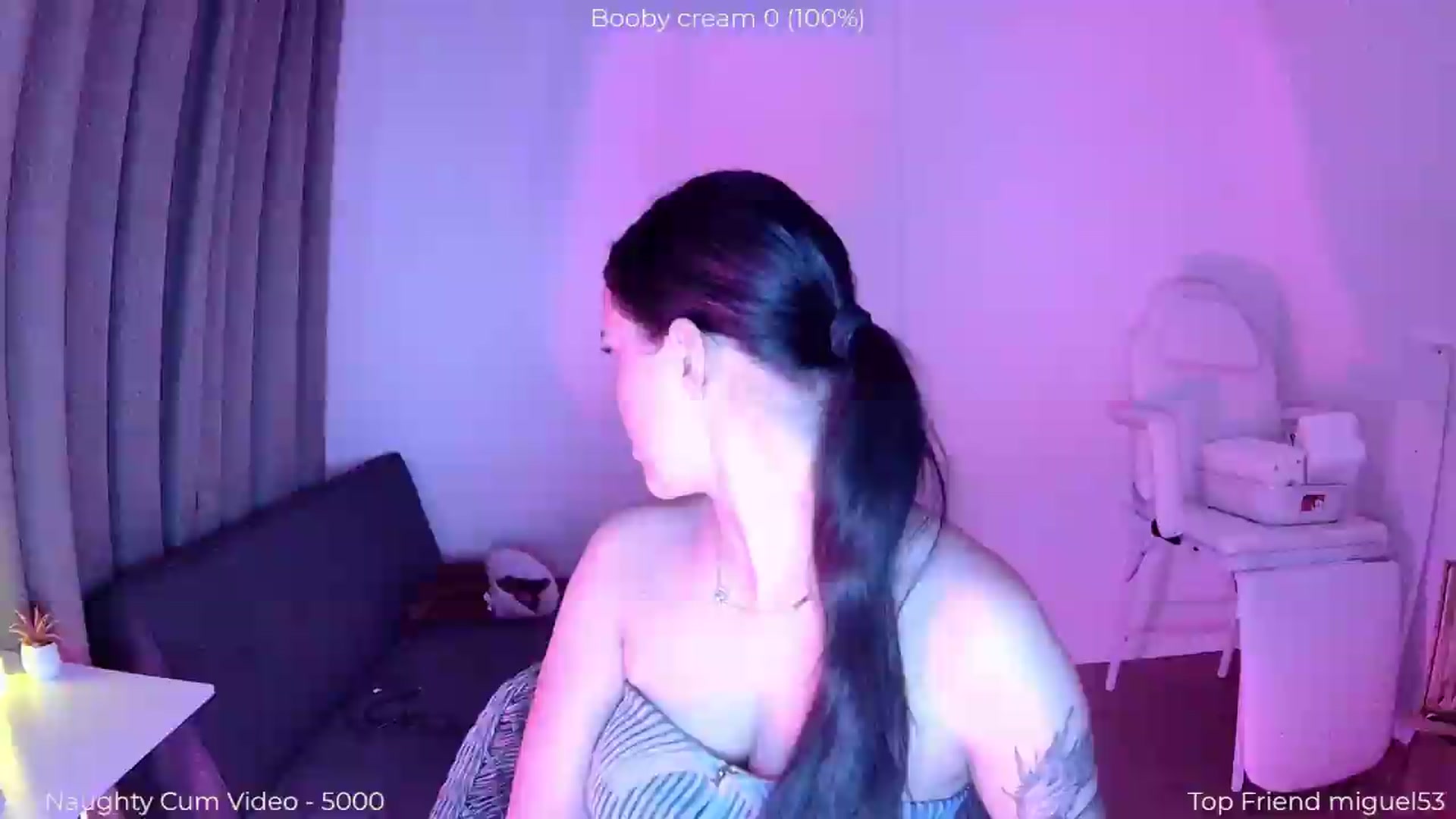 Gallery image thumbnail from NotYourNaomi's myfreecams stream on, 06/01/2026, 20:32 image 12 of 20