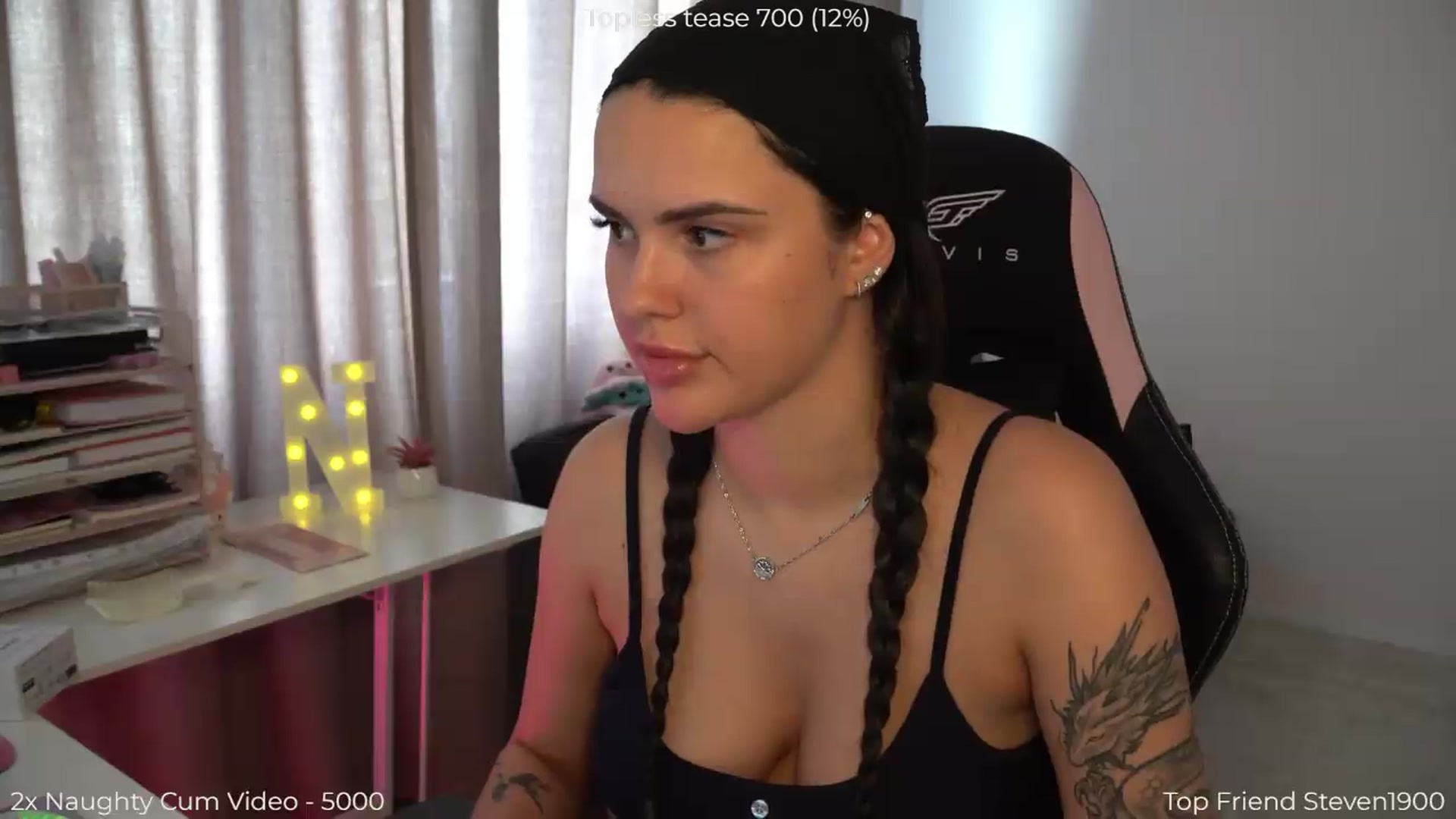 Gallery image thumbnail from NotYourNaomi's myfreecams stream on, 06/03/2026, 12:14 image 16 of 20