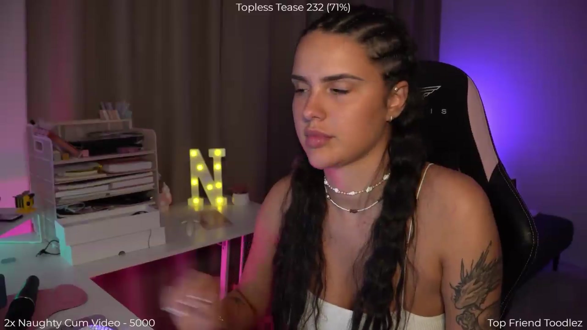 Gallery image thumbnail from NotYourNaomi's myfreecams stream on, 06/25/2026, 20:49 image 17 of 20