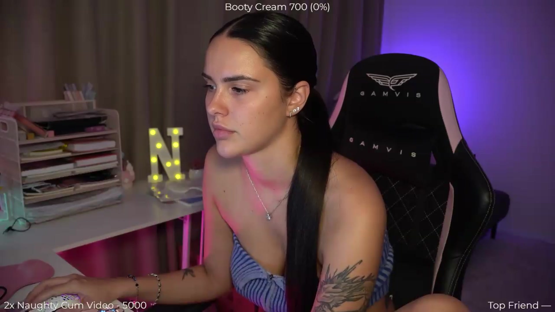 Gallery image thumbnail from NotYourNaomi's myfreecams stream on, 07/27/2026, 19:48 image 17 of 20