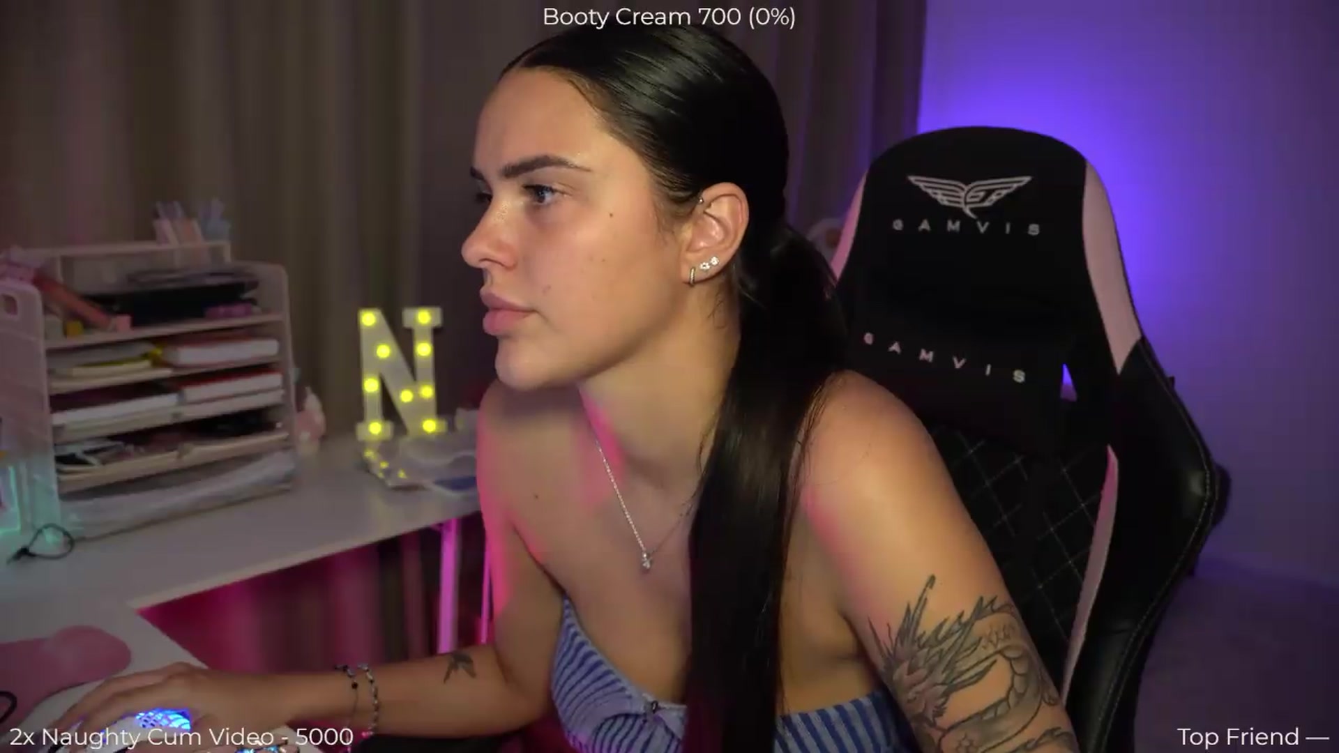 Gallery image thumbnail from NotYourNaomi's myfreecams stream on, 07/27/2026, 19:48 image 4 of 20