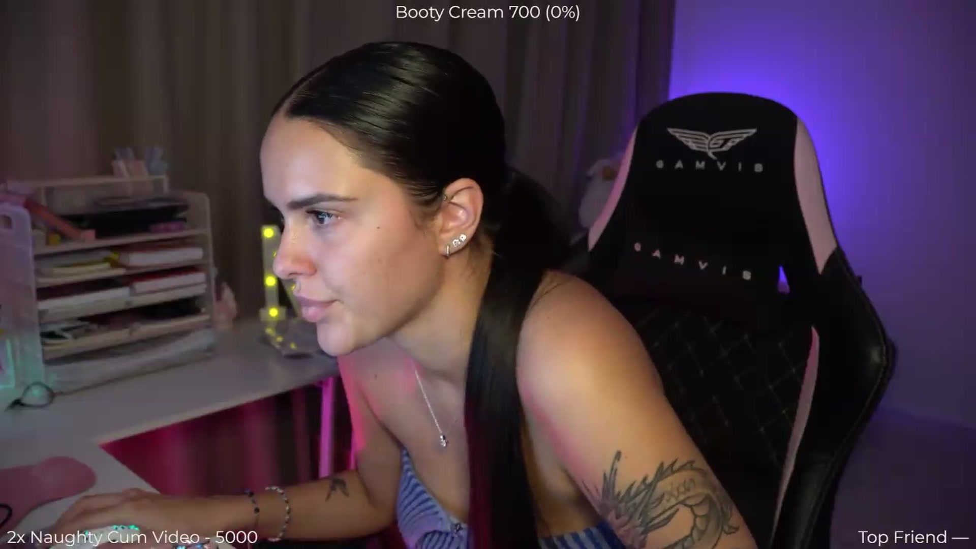Gallery image thumbnail from NotYourNaomi's myfreecams stream on, 07/27/2026, 19:48 image 15 of 20