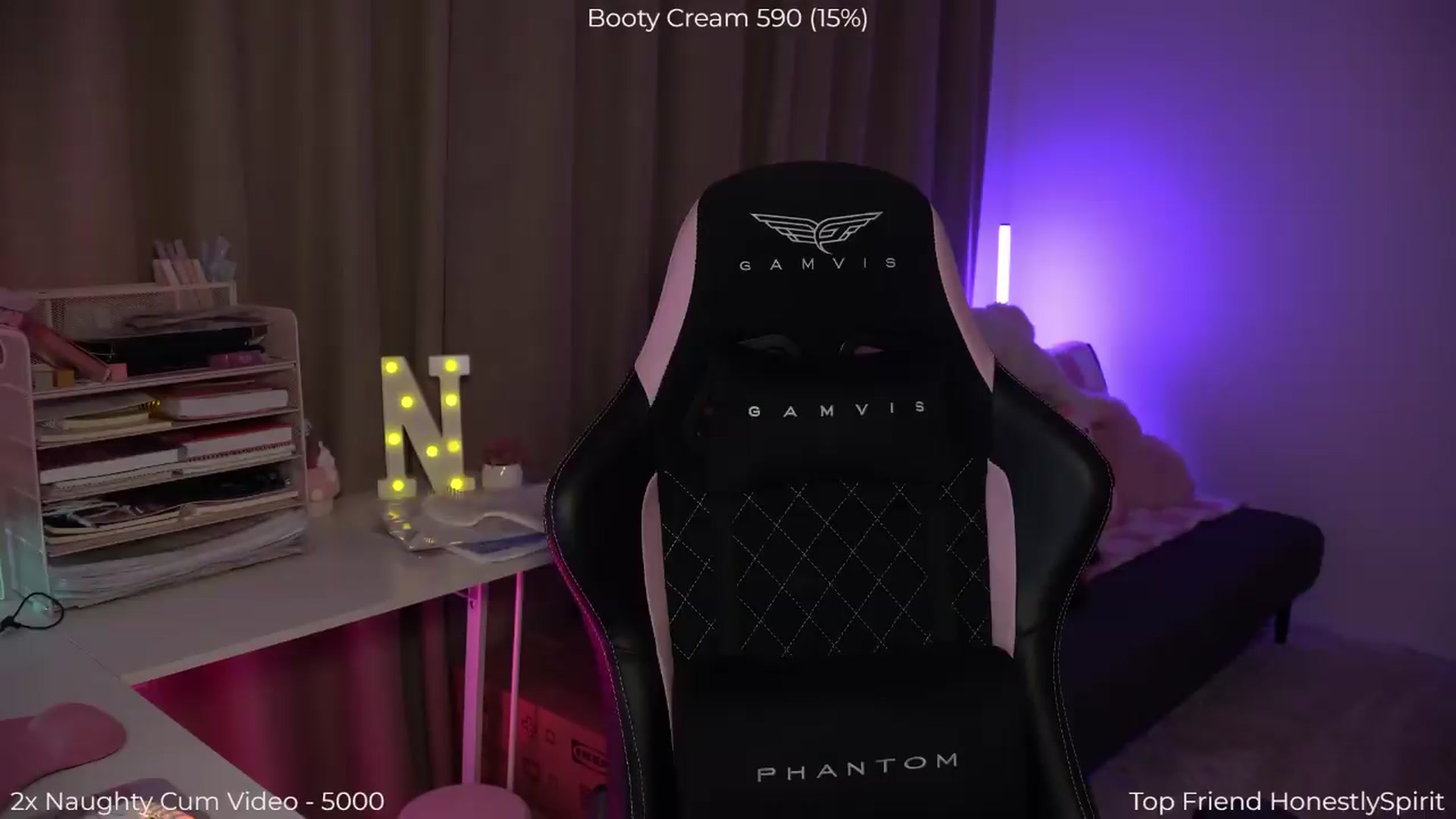 Gallery image thumbnail from NotYourNaomi's myfreecams stream on, 07/28/2026, 21:01 image 17 of 20