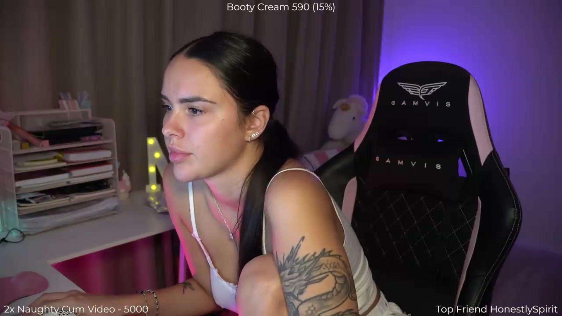 Gallery image thumbnail from NotYourNaomi's myfreecams stream on, 07/28/2026, 21:01 image 16 of 20